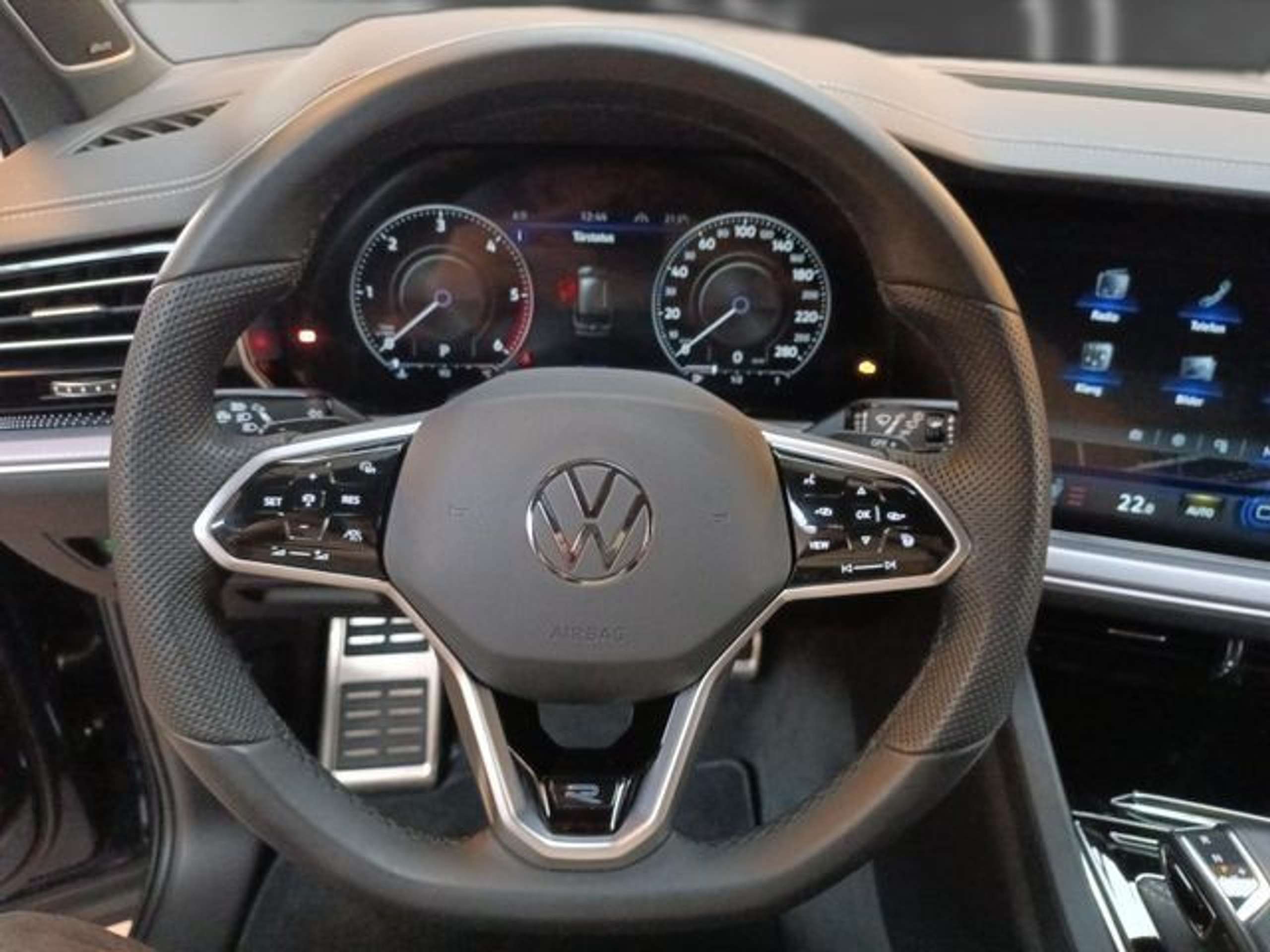 Volkswagen - Touareg