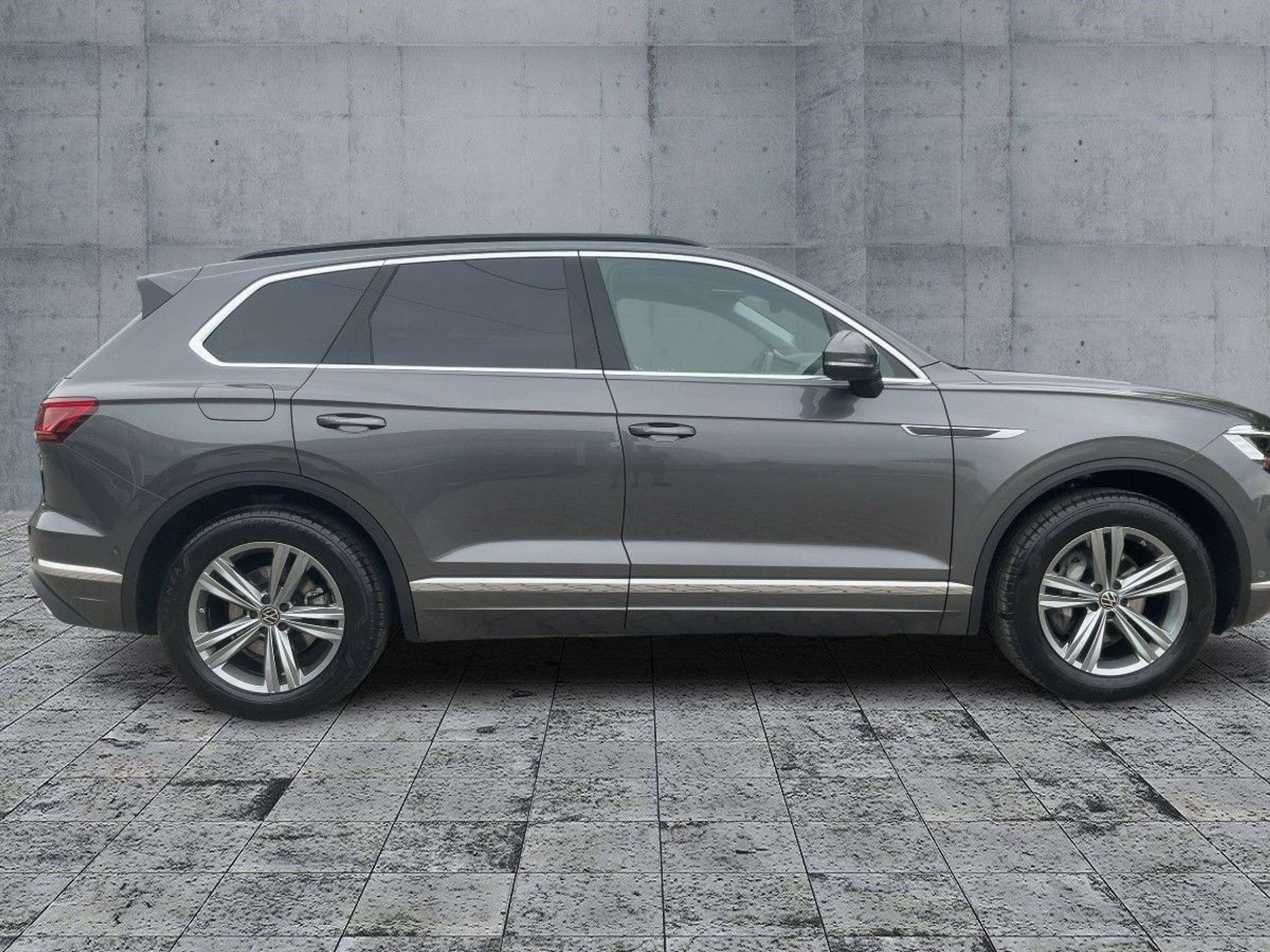 Volkswagen - Touareg