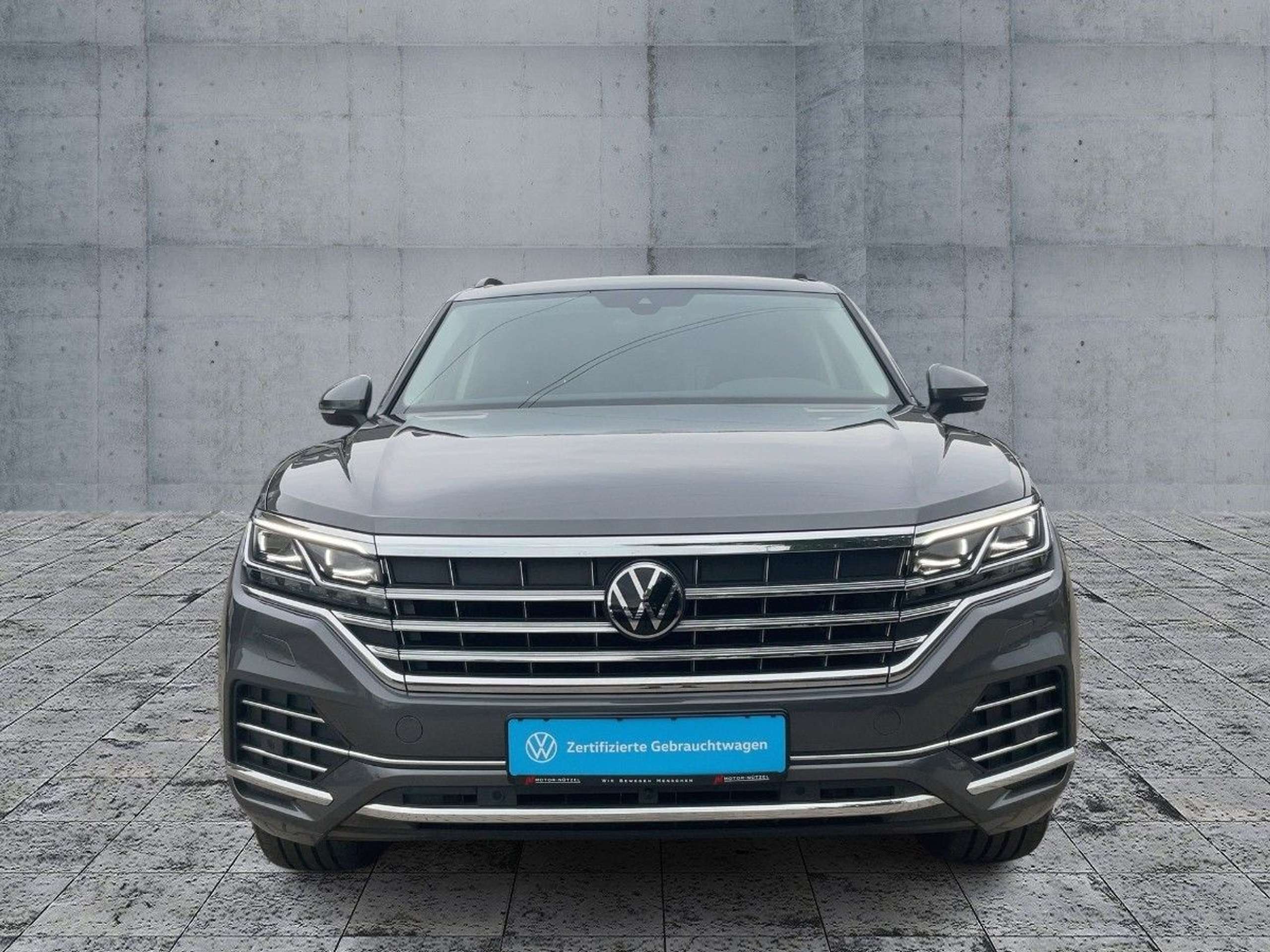 Volkswagen - Touareg