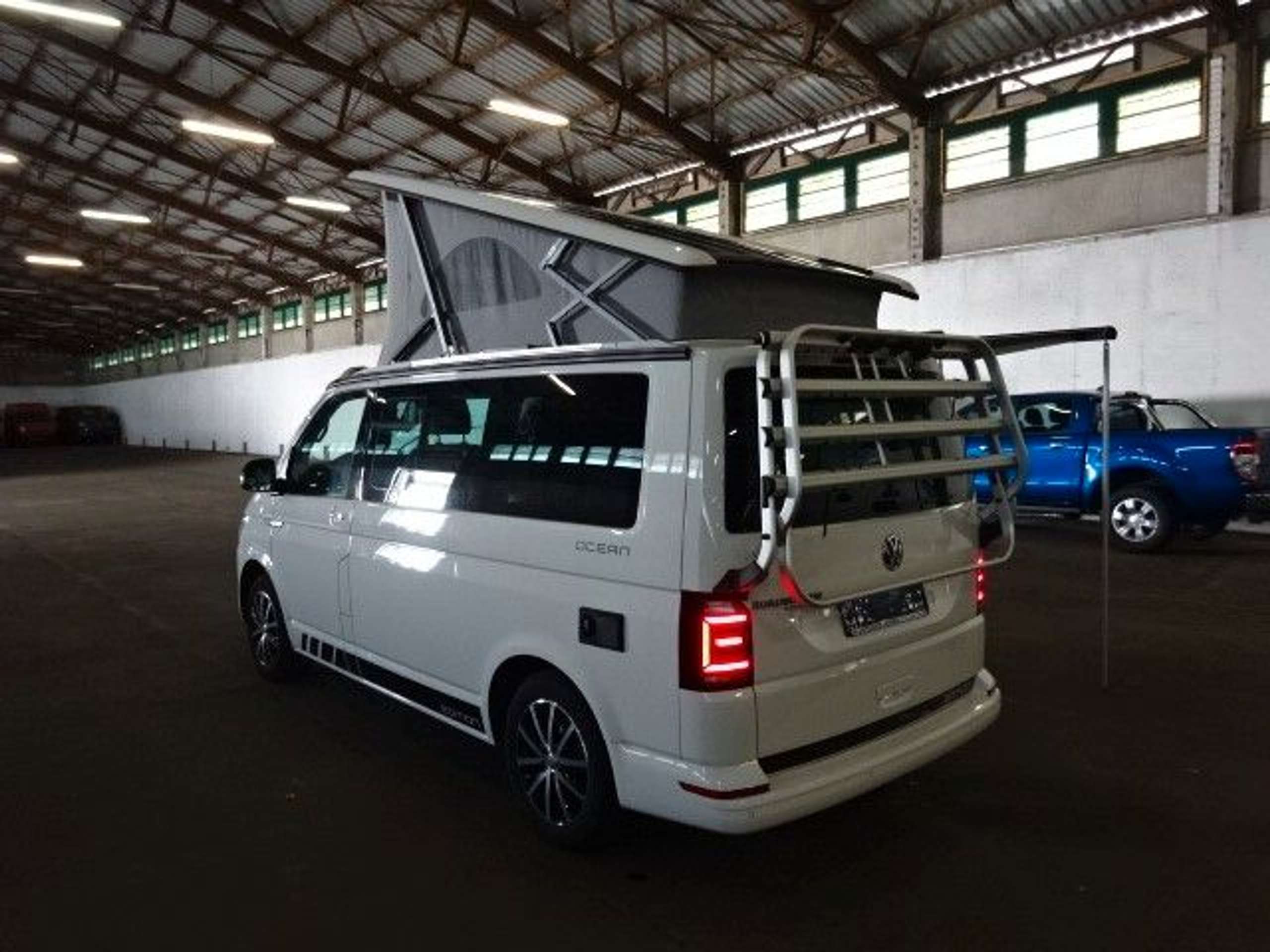 Volkswagen - T6 California