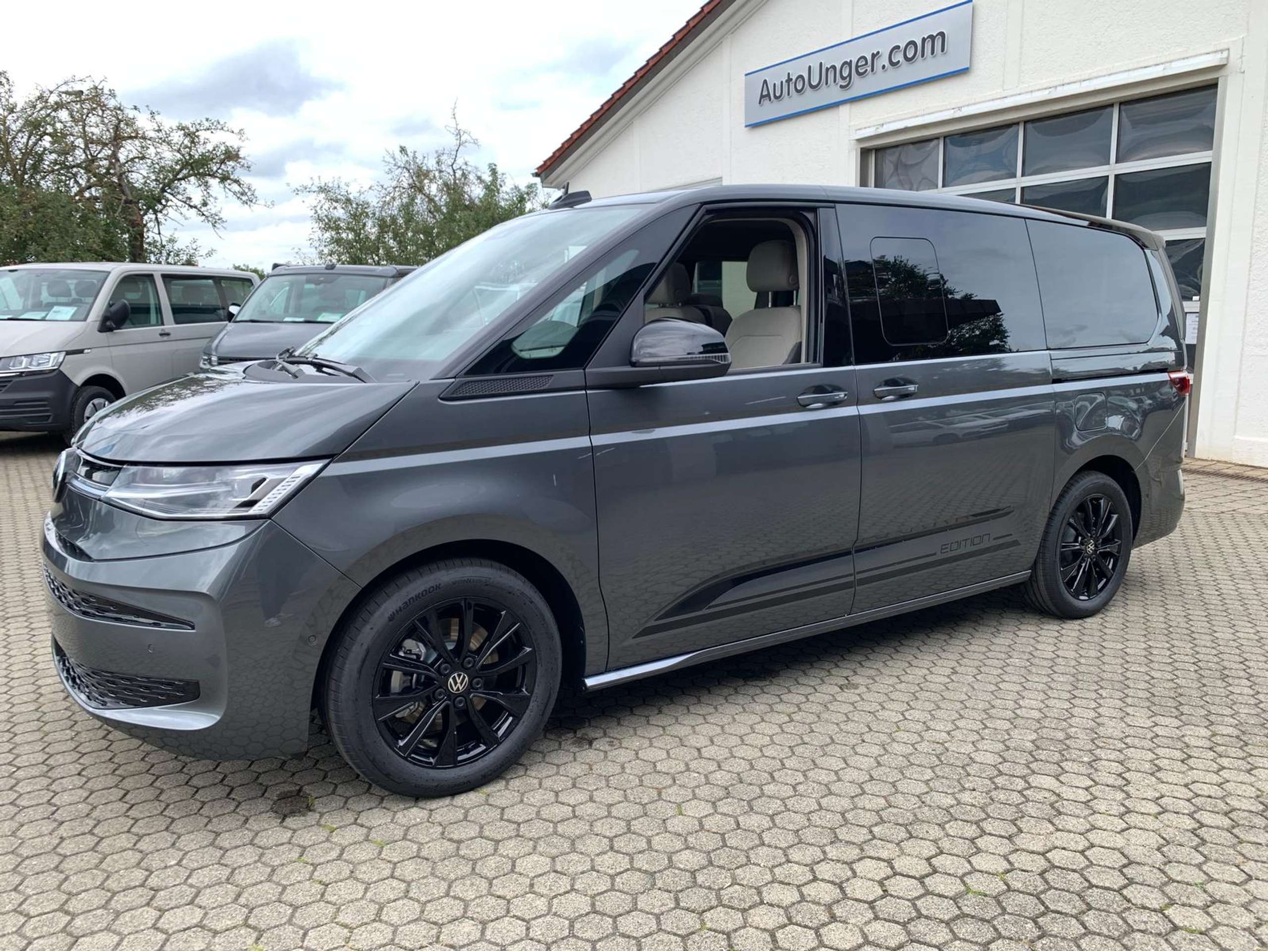 Volkswagen T7 Multivan 2024