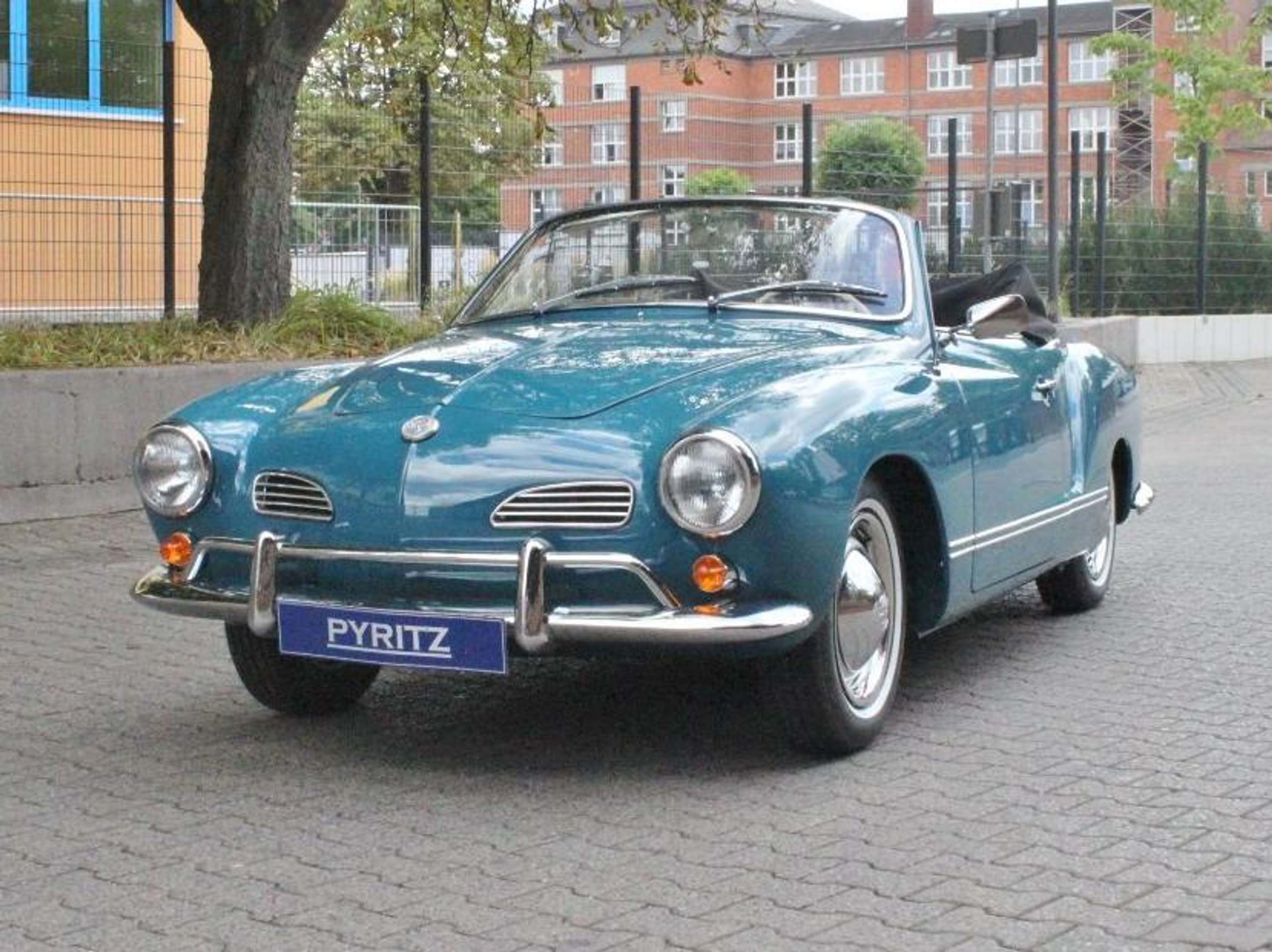 Volkswagen - Karmann Ghia