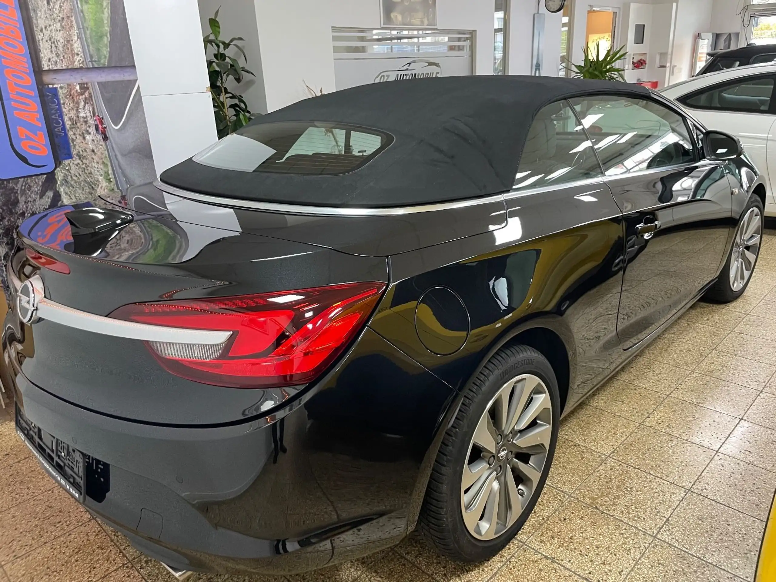 Opel - Cascada