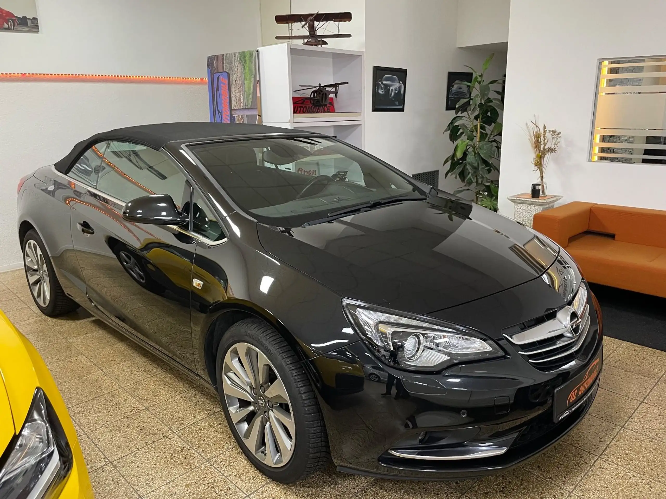 Opel - Cascada