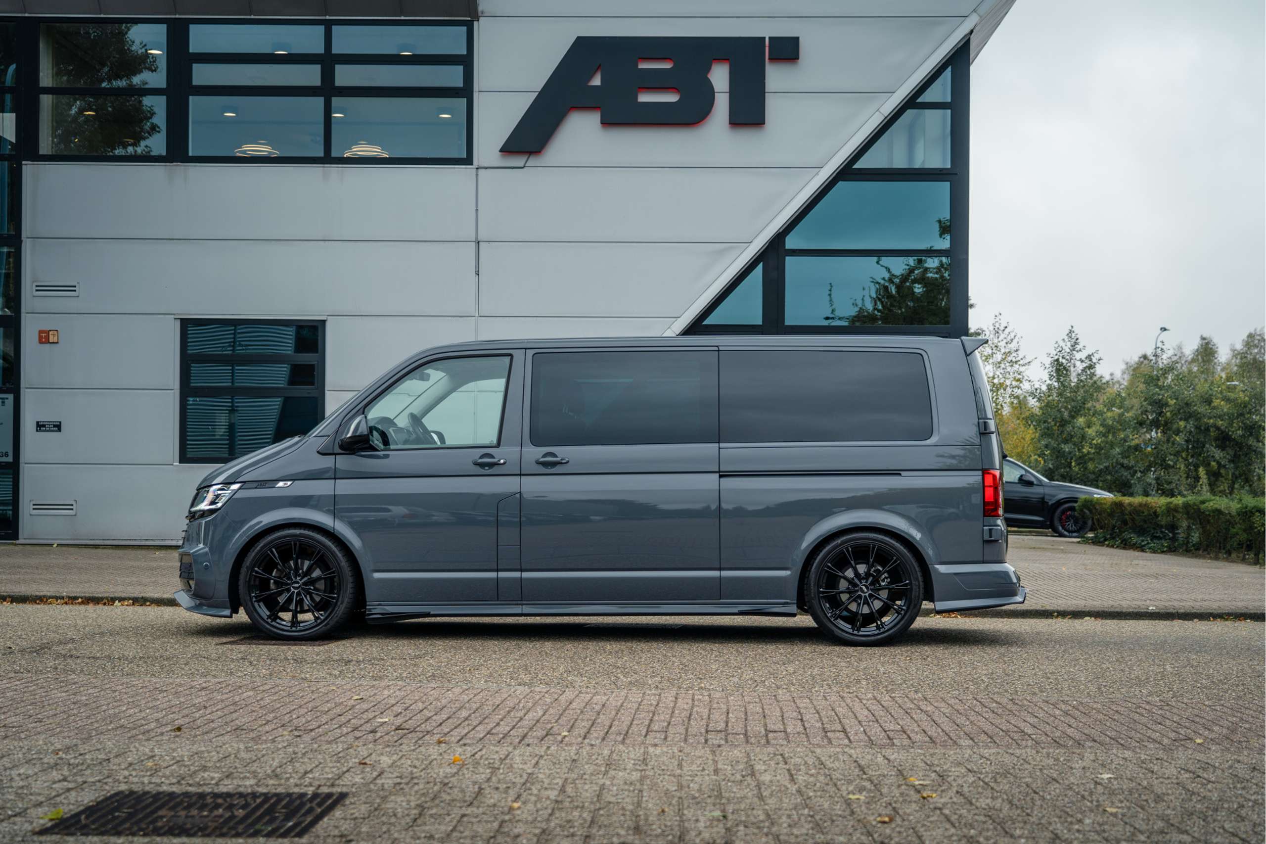 Volkswagen - T6.1 Caravelle