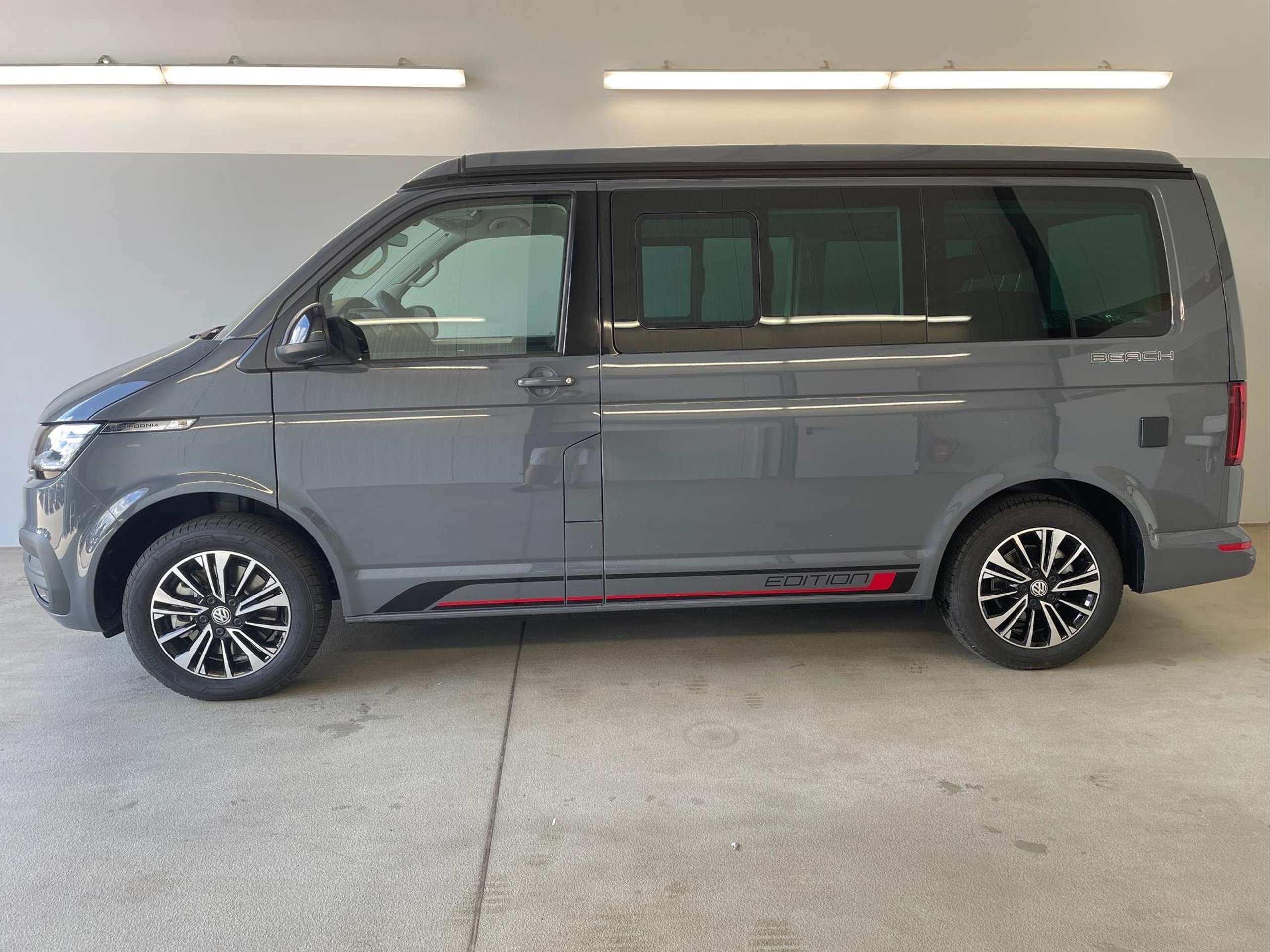 Volkswagen - T6.1 California