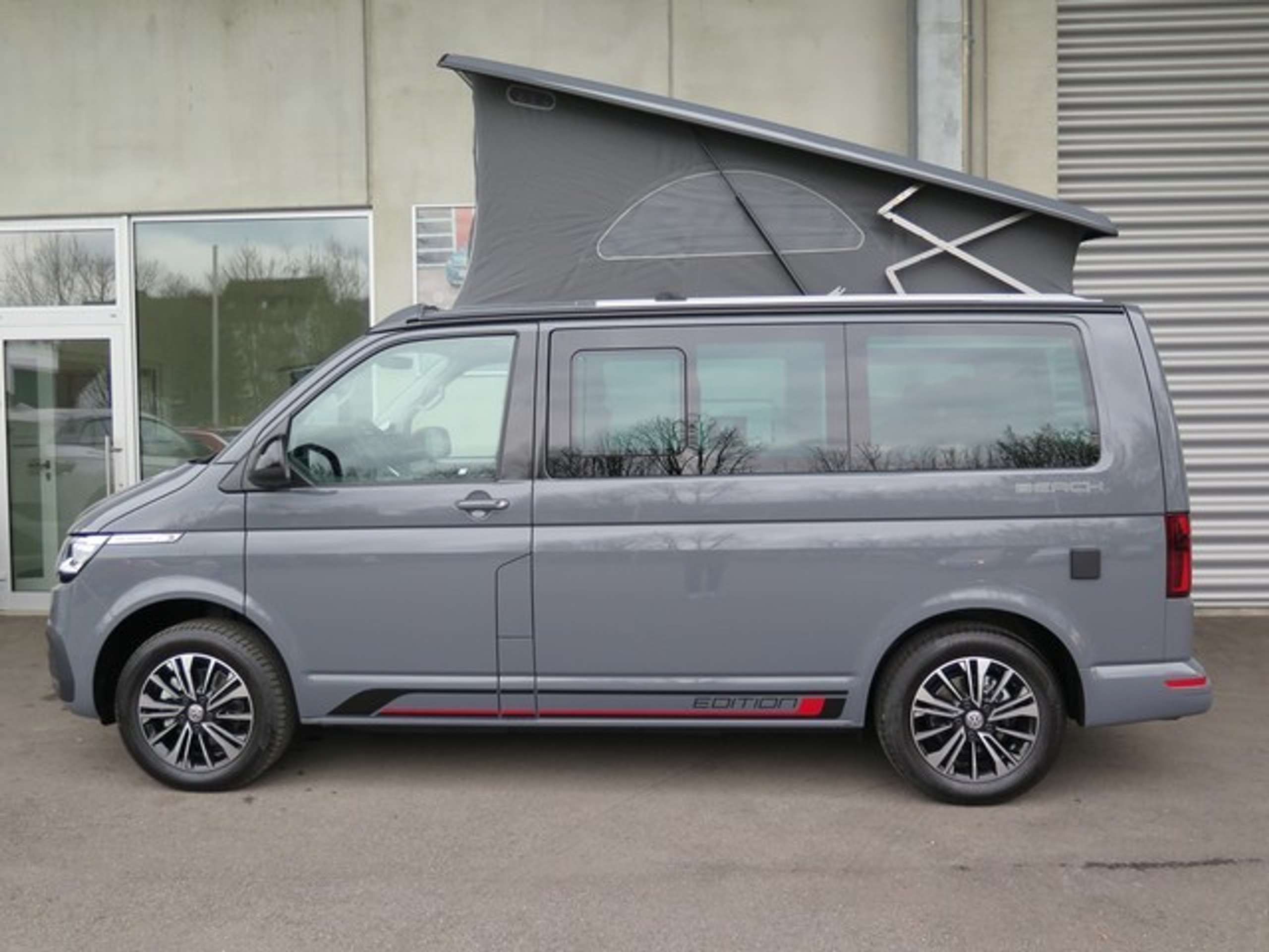 Volkswagen - T6.1 California