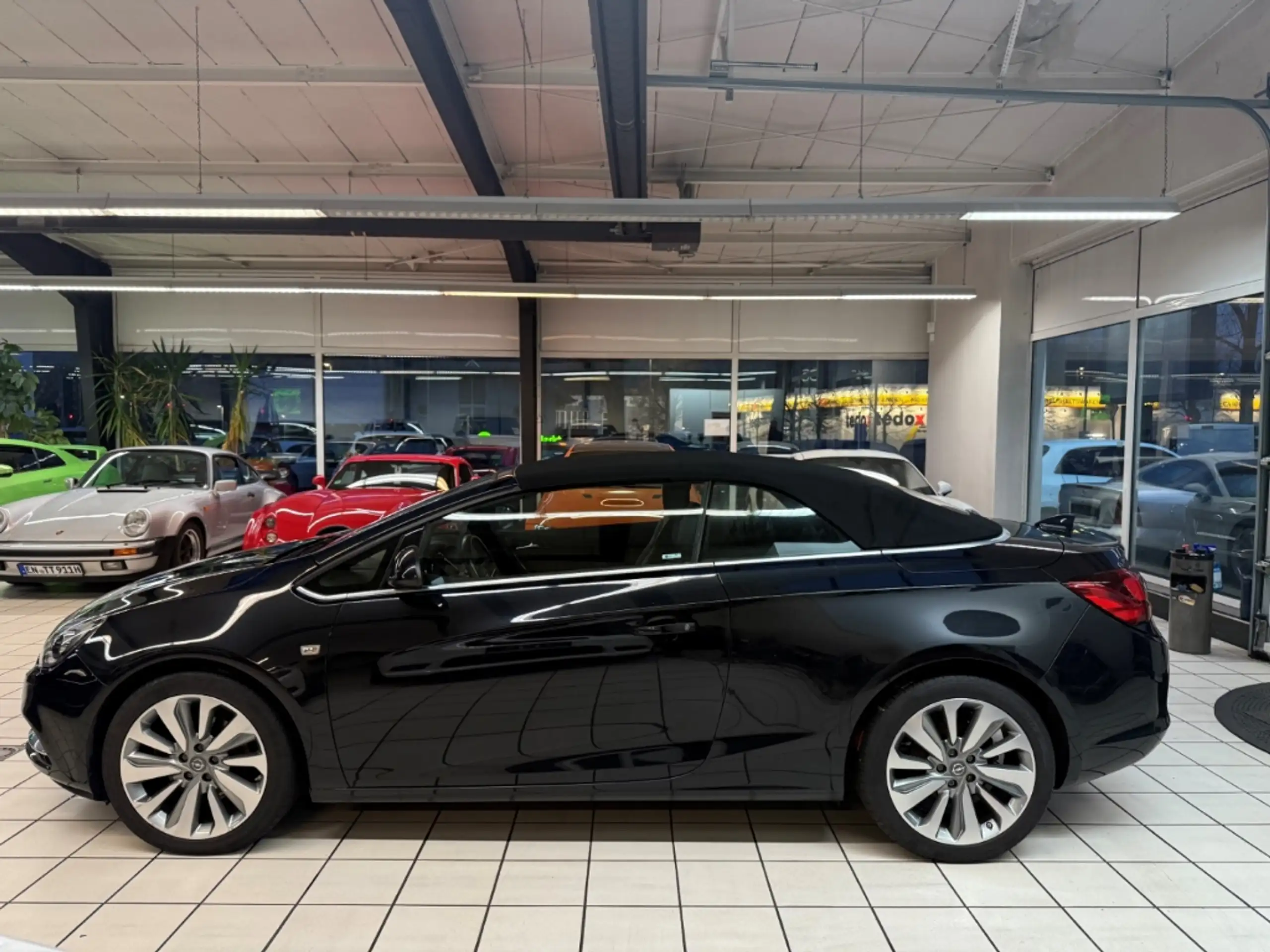 Opel - Cascada