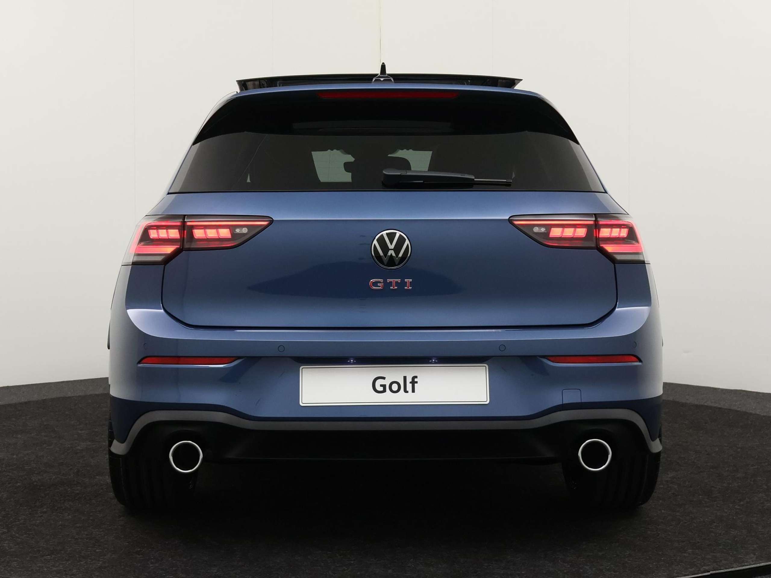 Volkswagen - Golf GTI