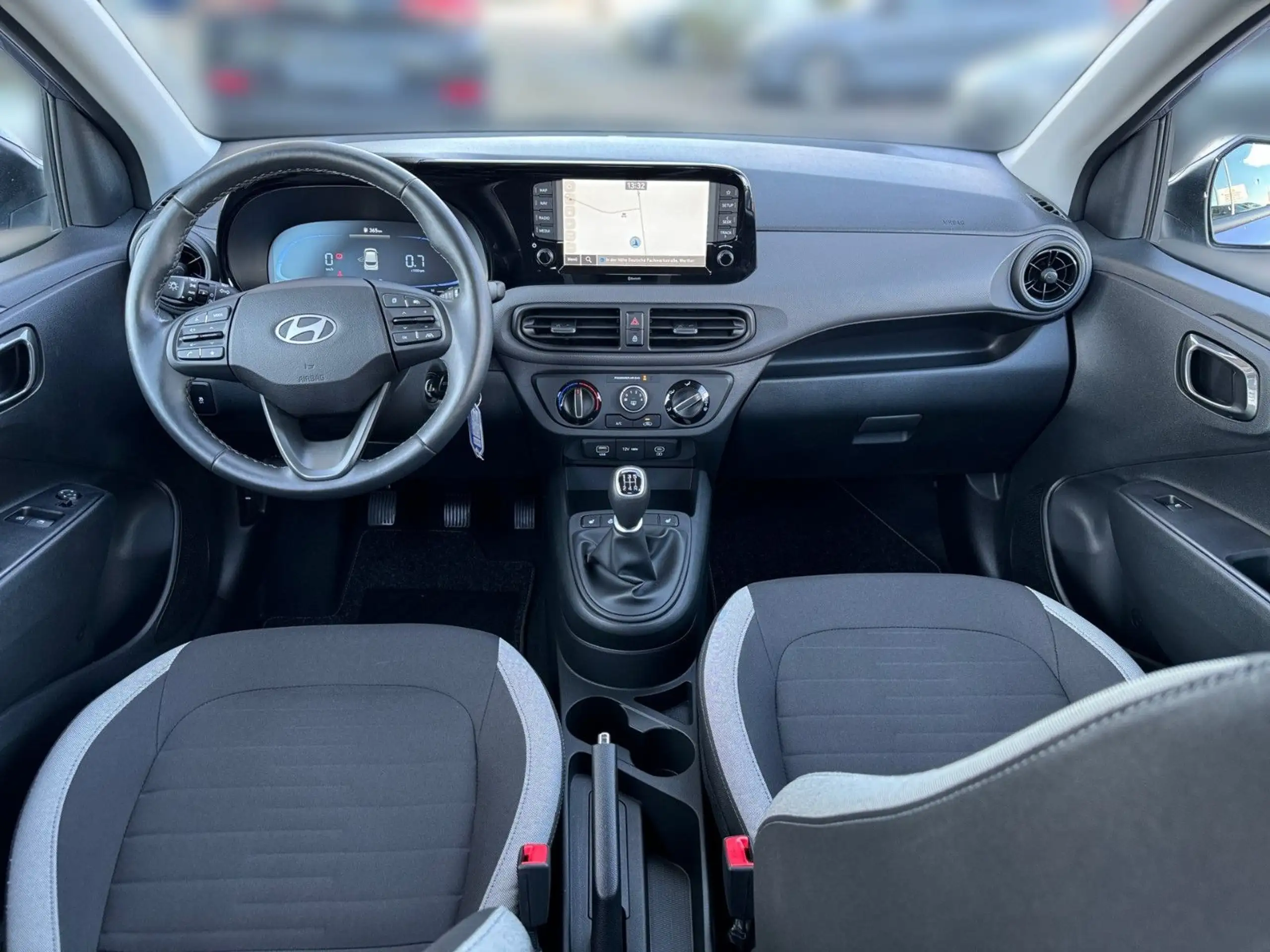 Hyundai - i10