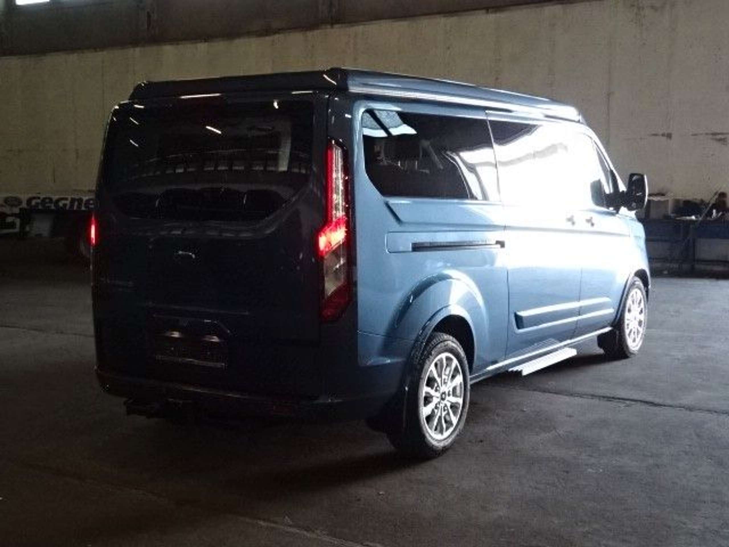 Ford - Tourneo Custom