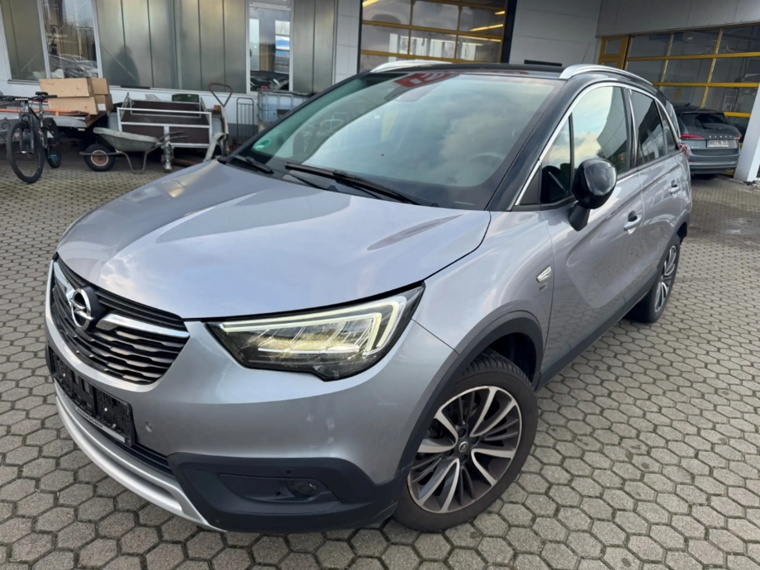 Opel - Crossland