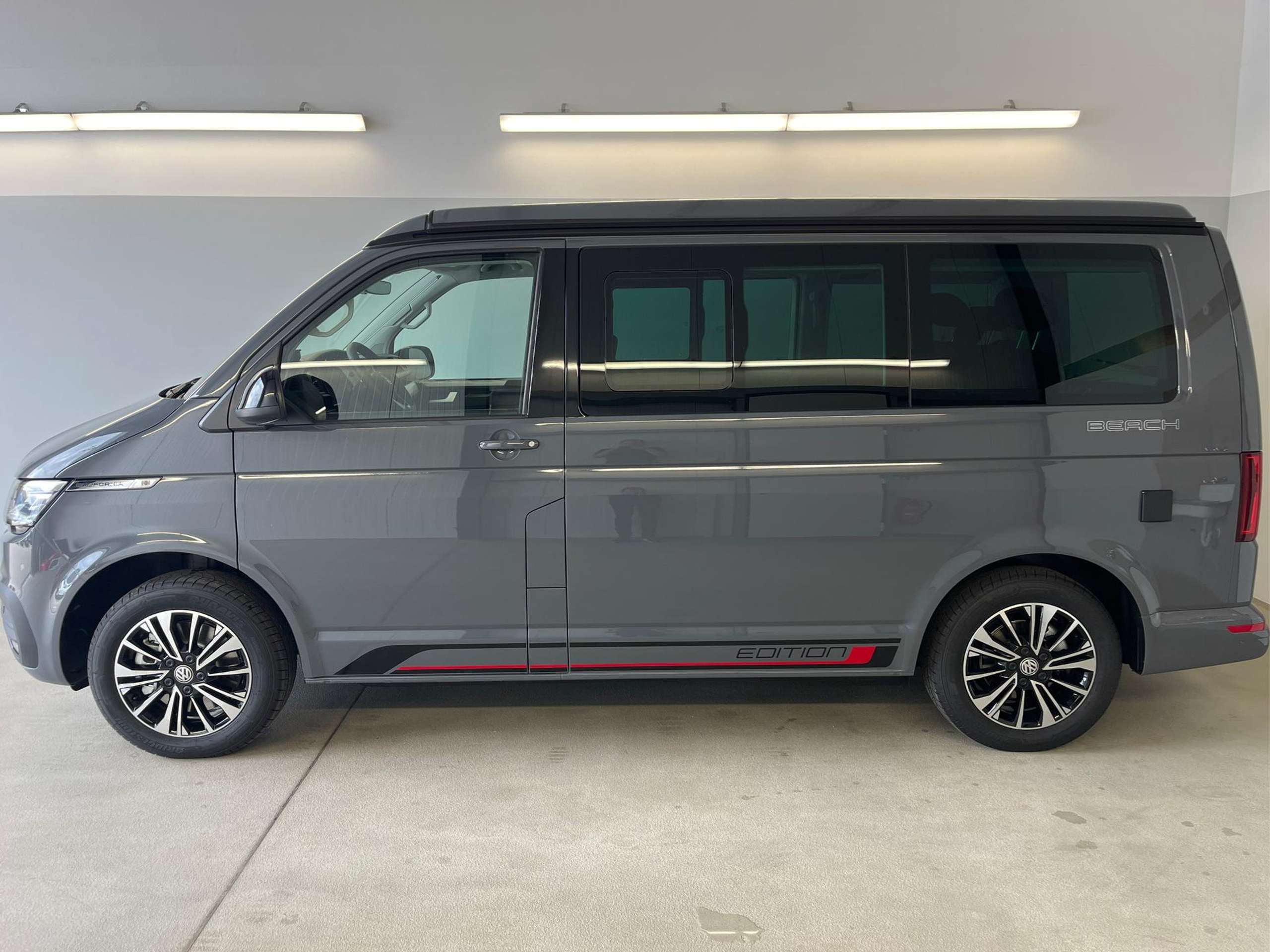 Volkswagen - T6.1 California