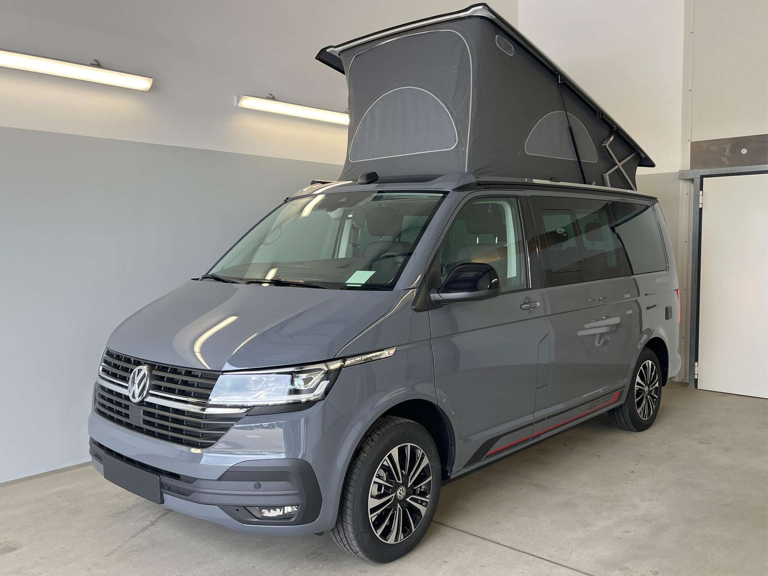 Volkswagen - T6.1 California