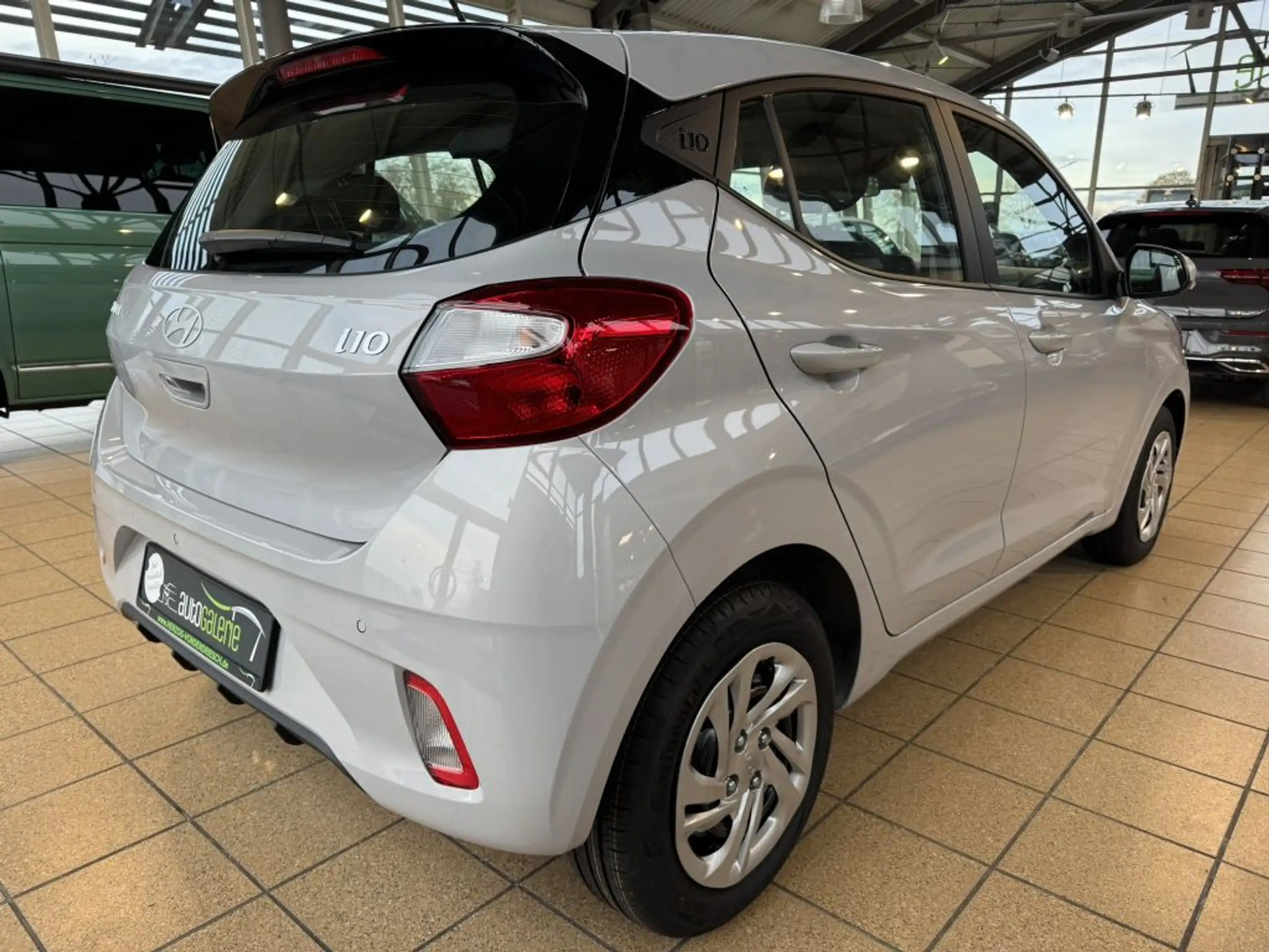 Hyundai - i10