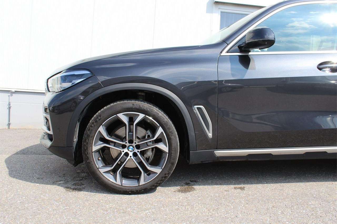 BMW - X5