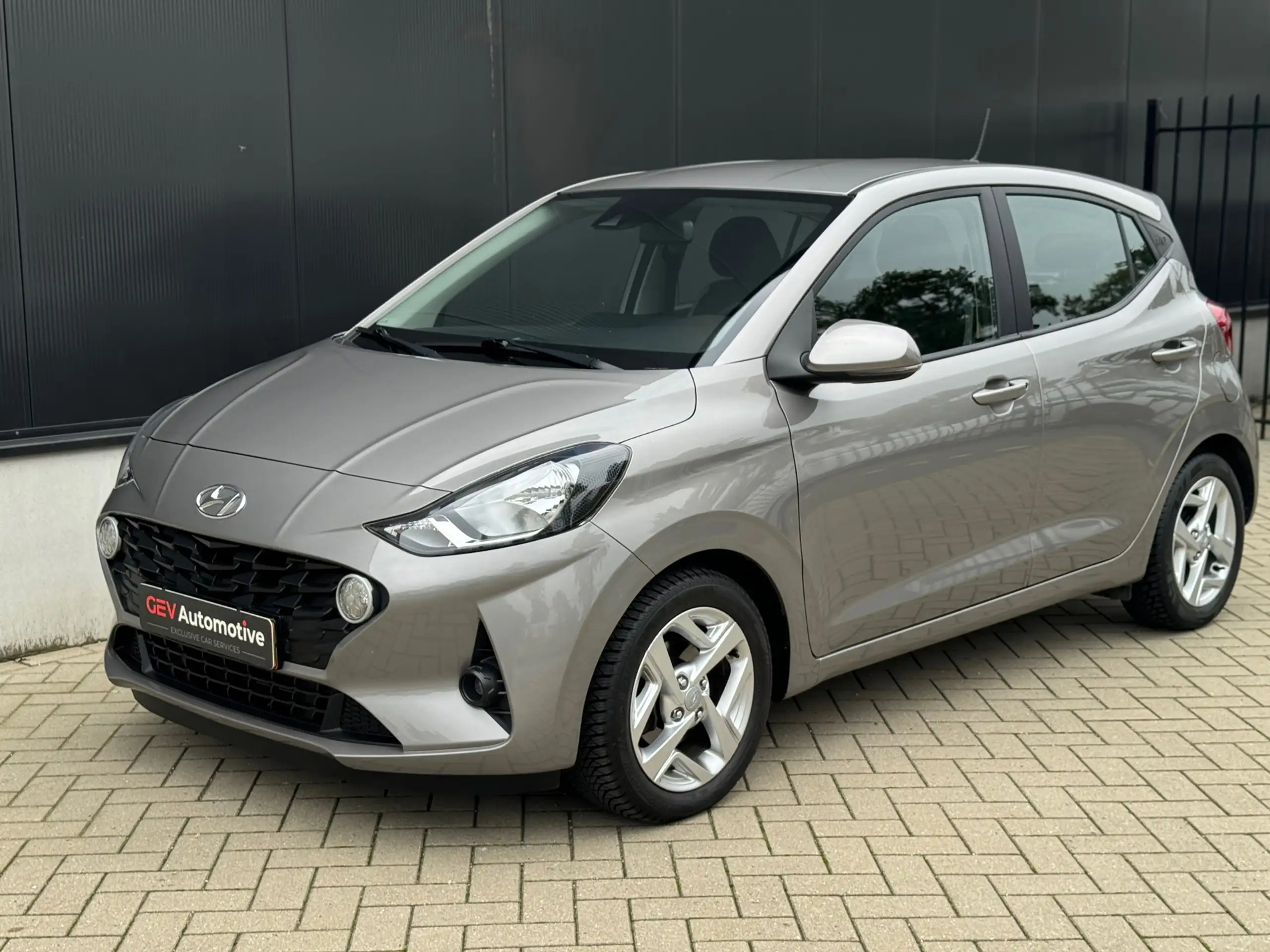 Hyundai - i10