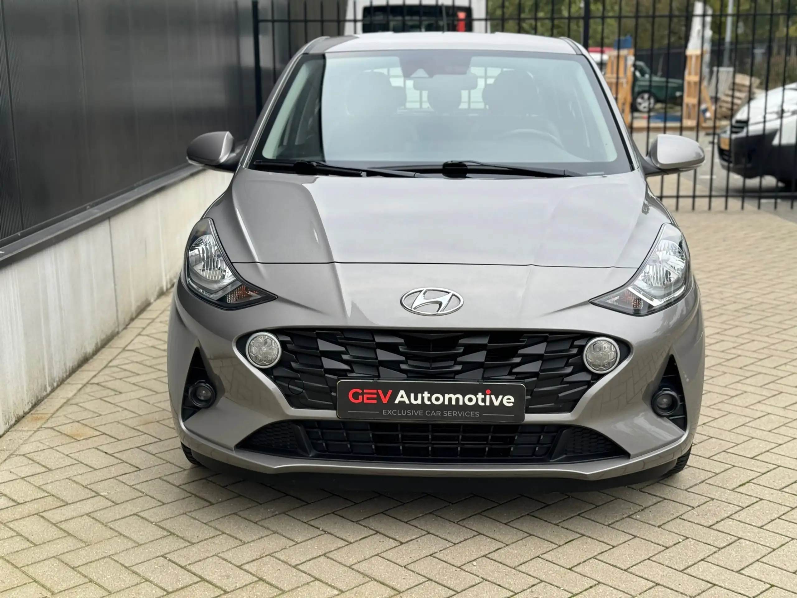 Hyundai - i10