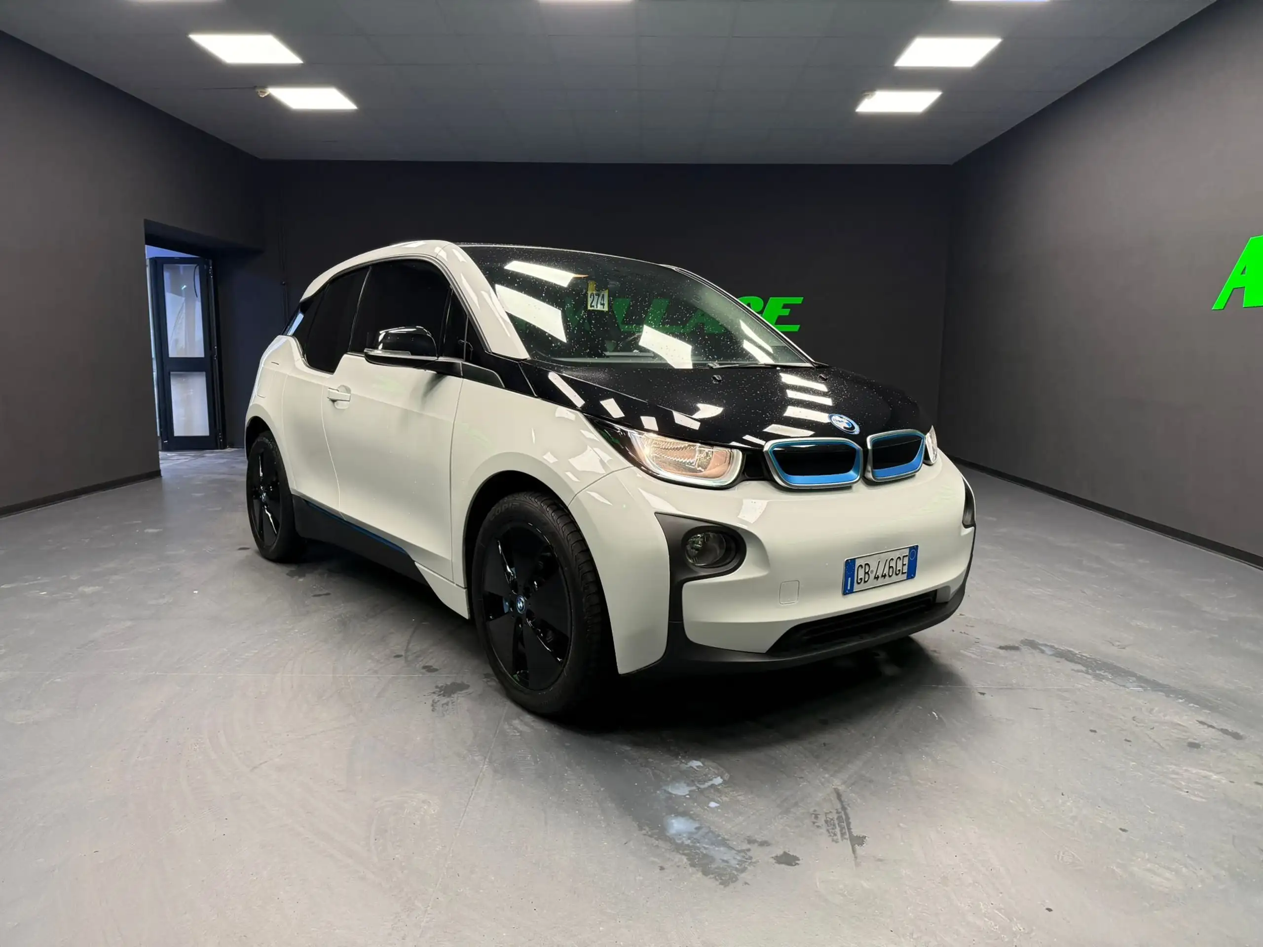 BMW - i3