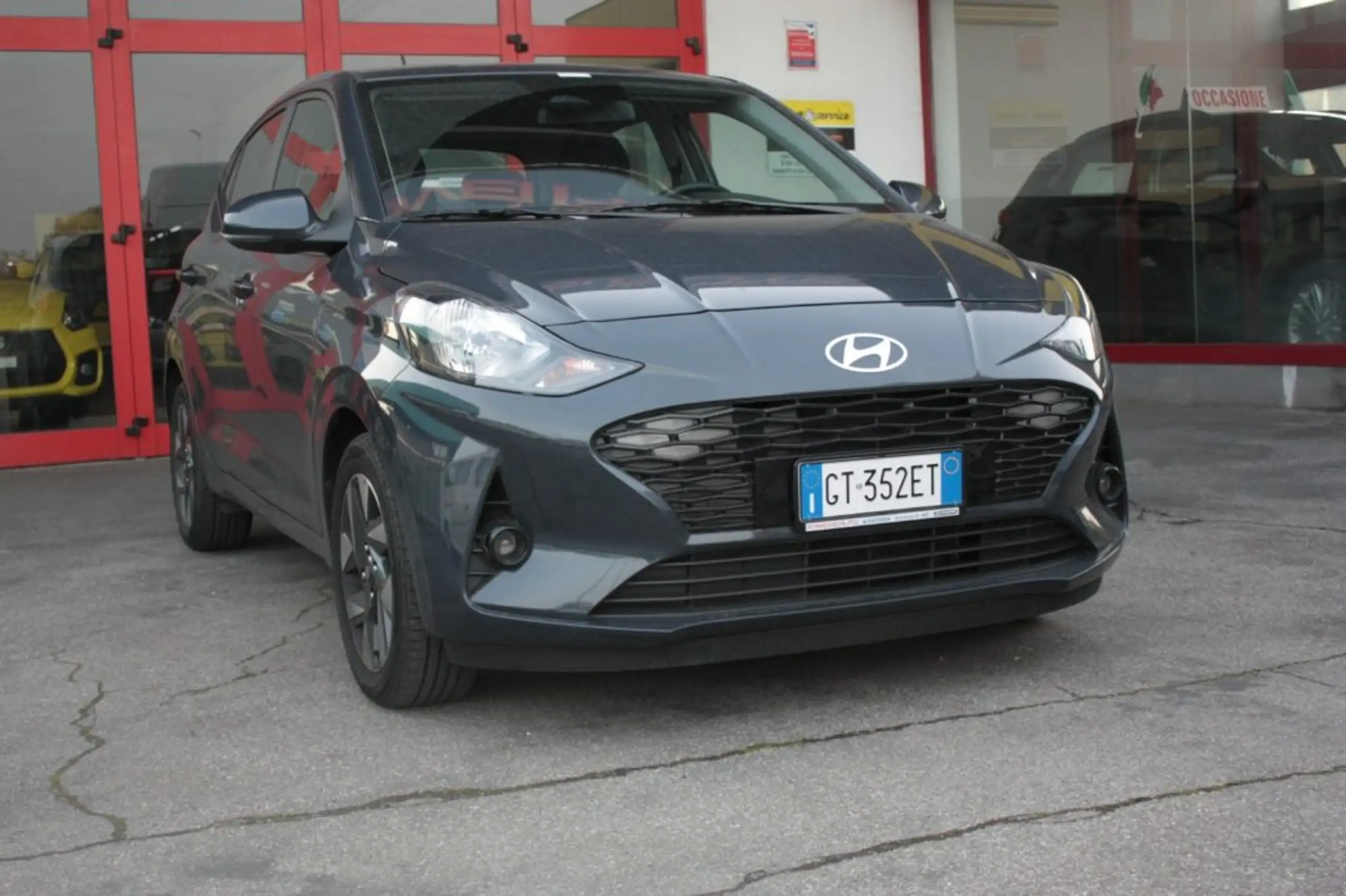 Hyundai - i10