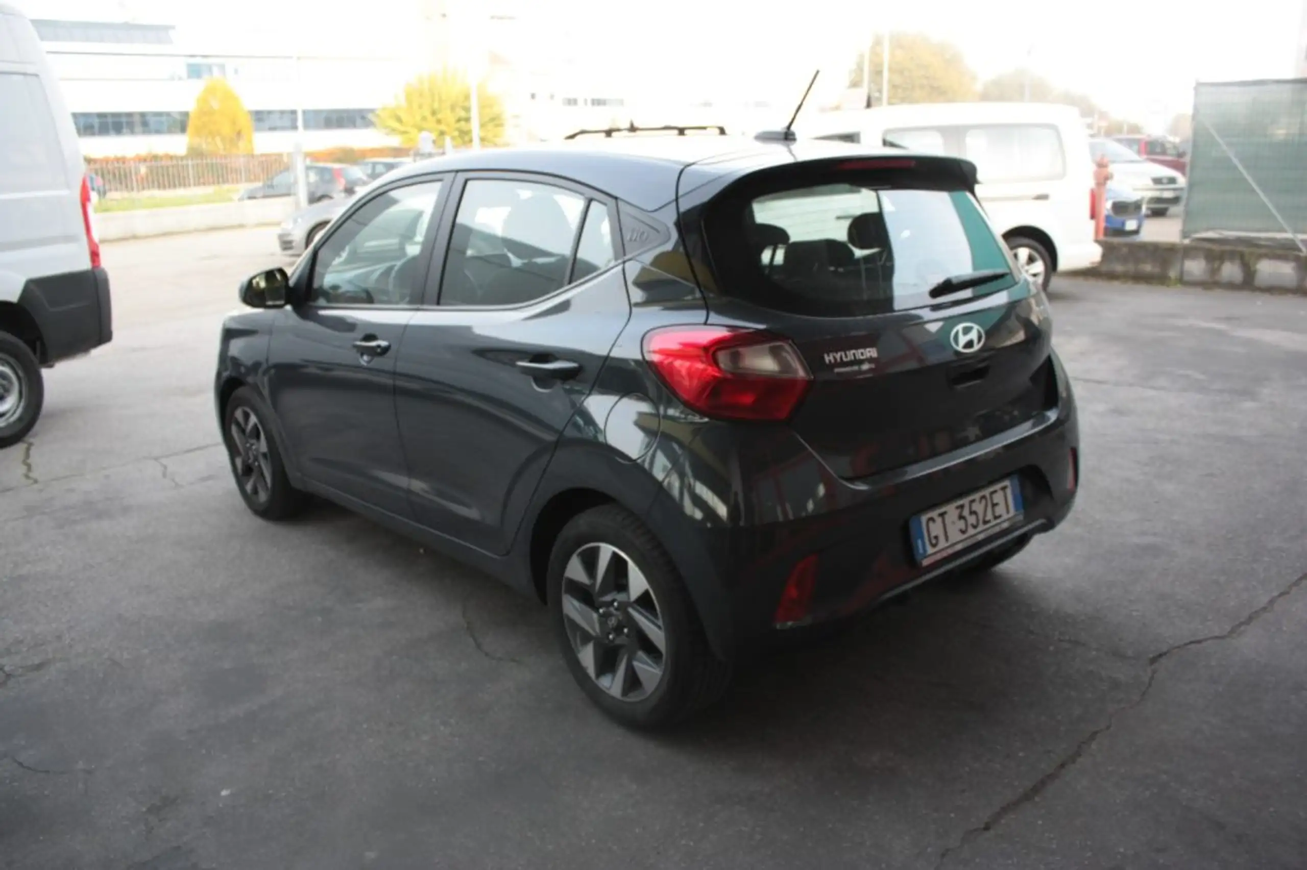 Hyundai - i10