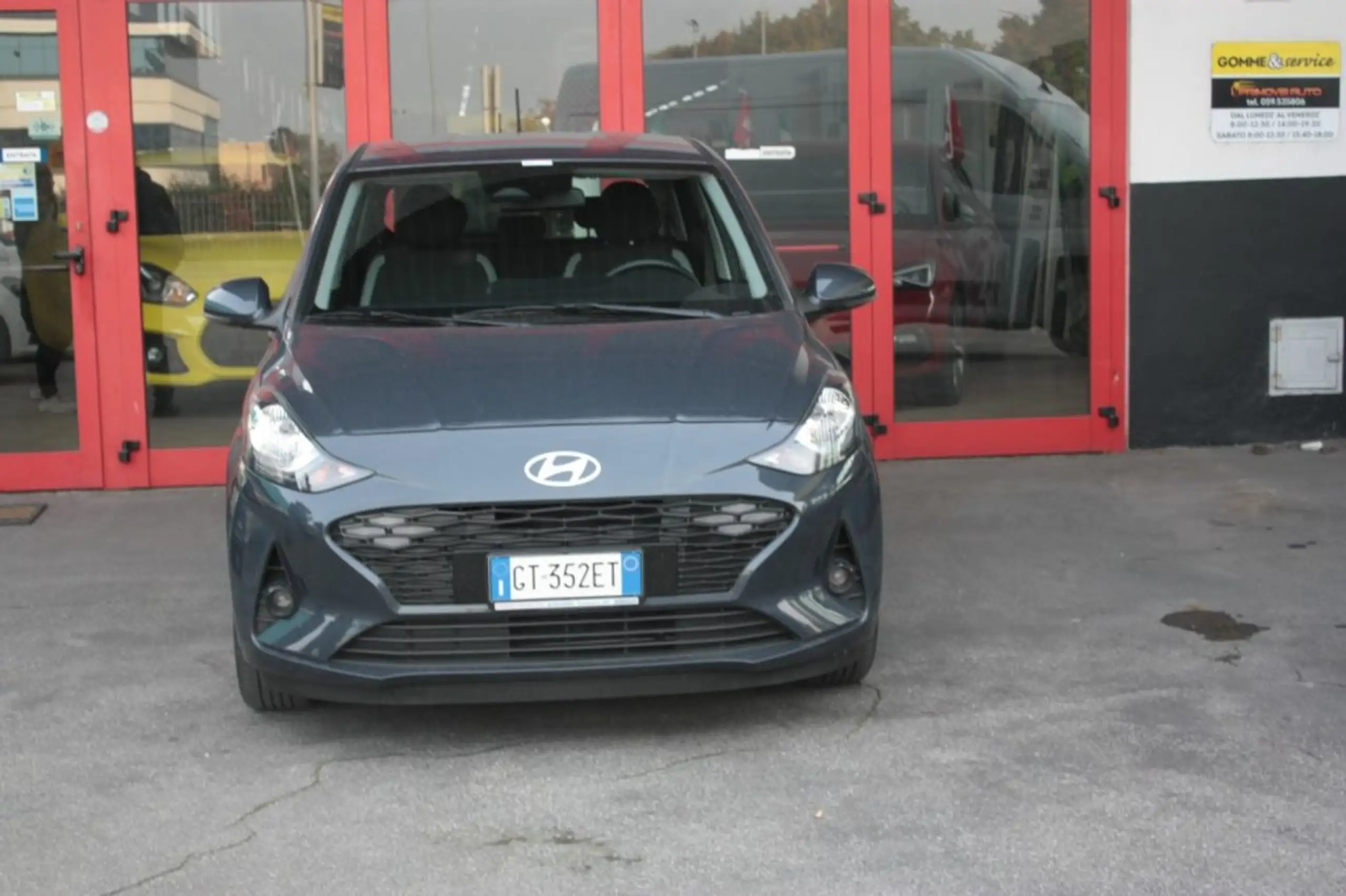 Hyundai - i10