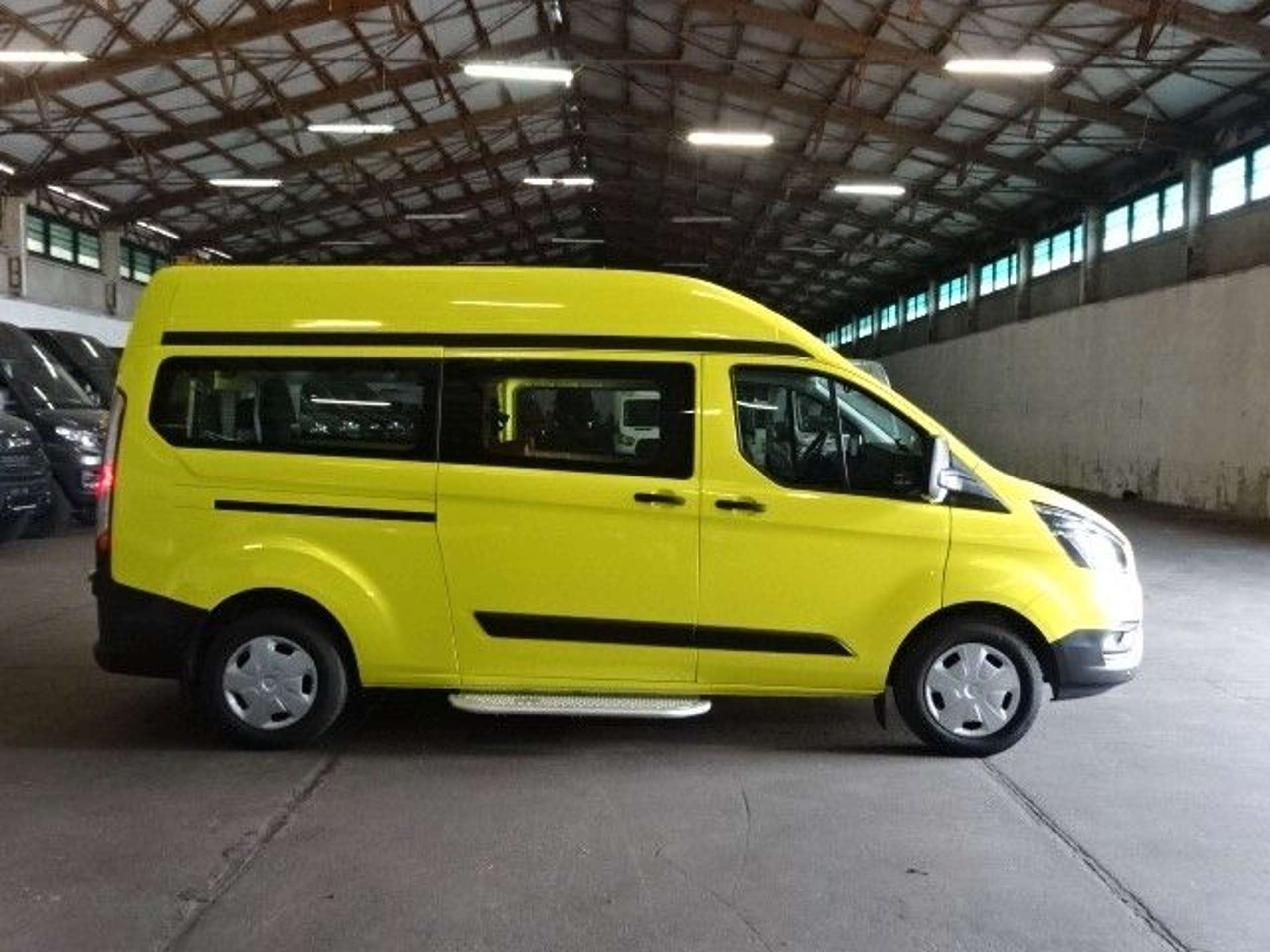 Ford - Transit Custom