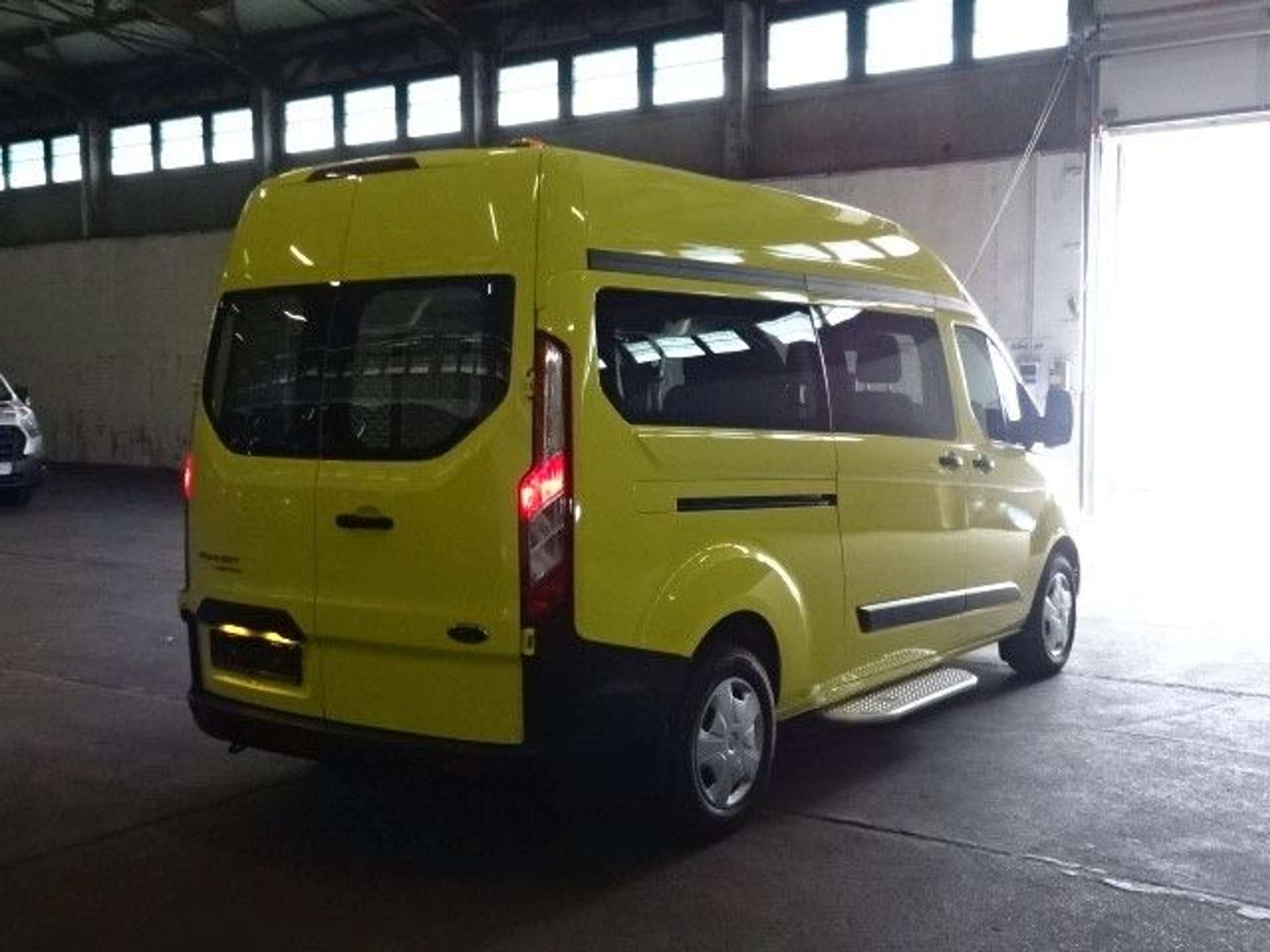 Ford - Transit Custom