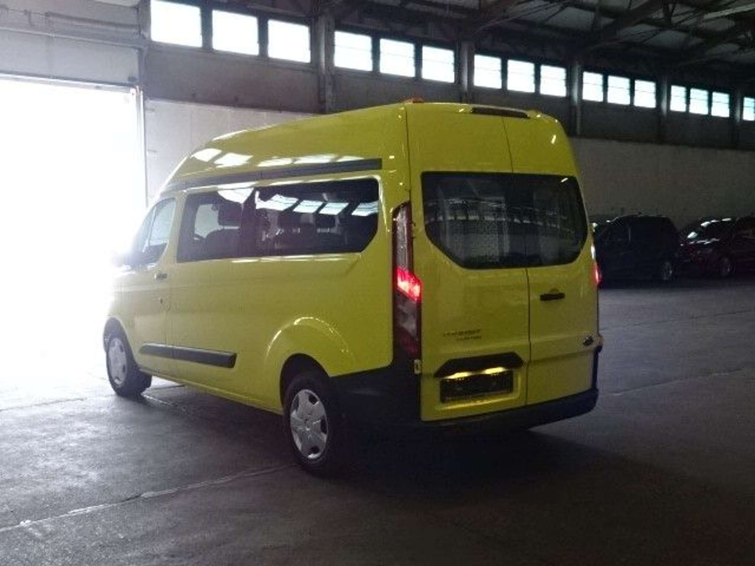 Ford - Transit Custom