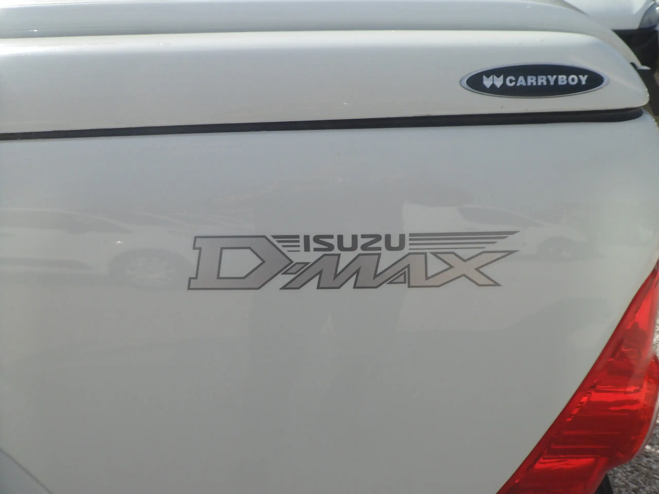 Isuzu - D-Max