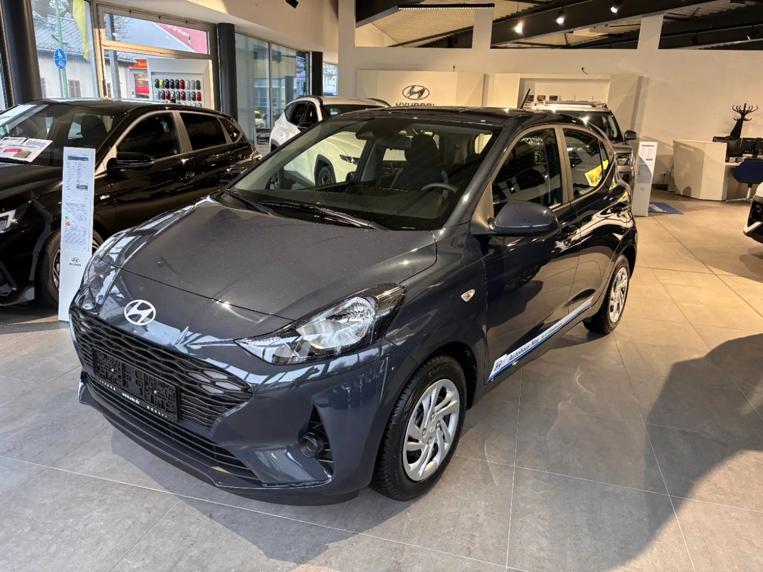 Hyundai - i10