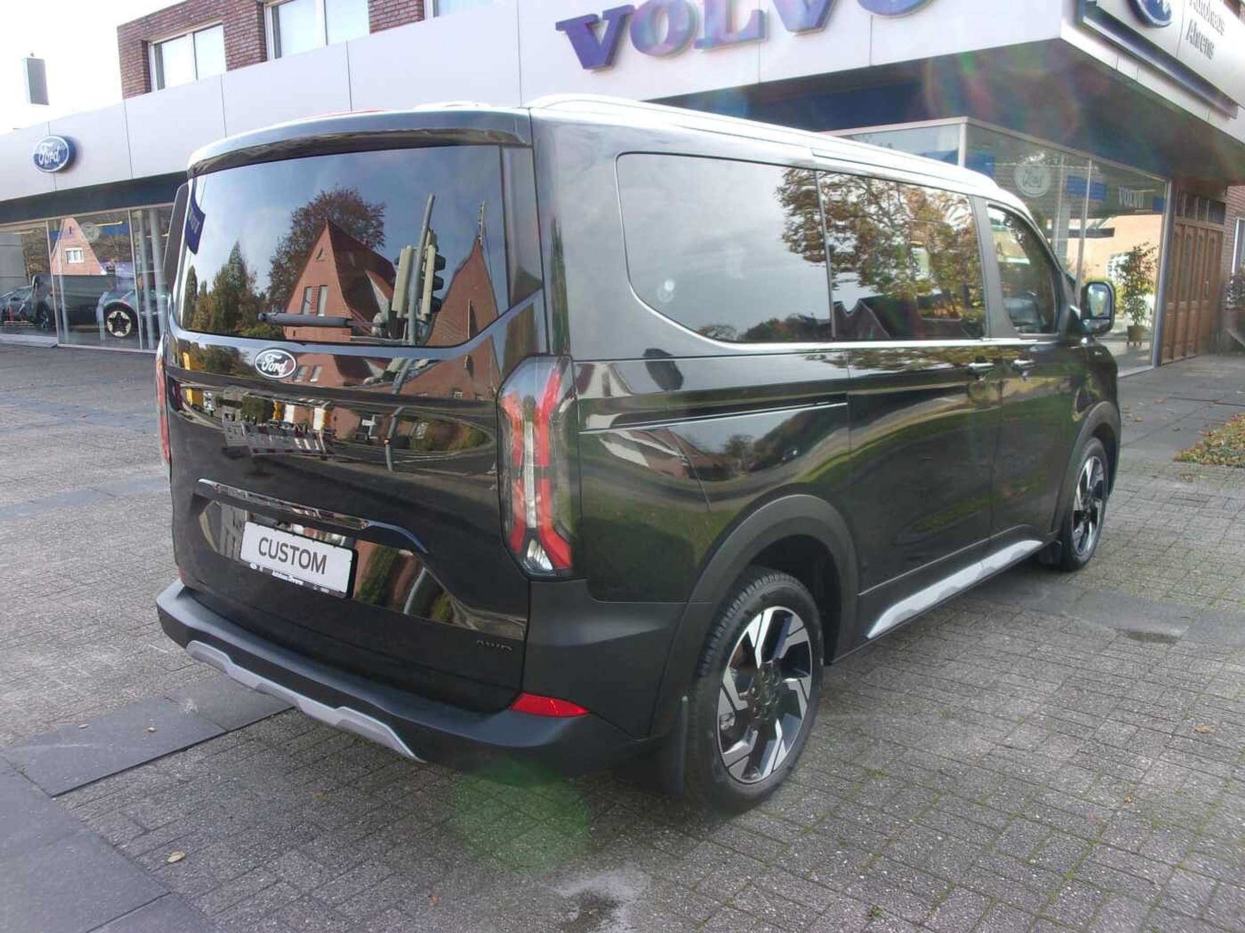 Ford - Tourneo Custom