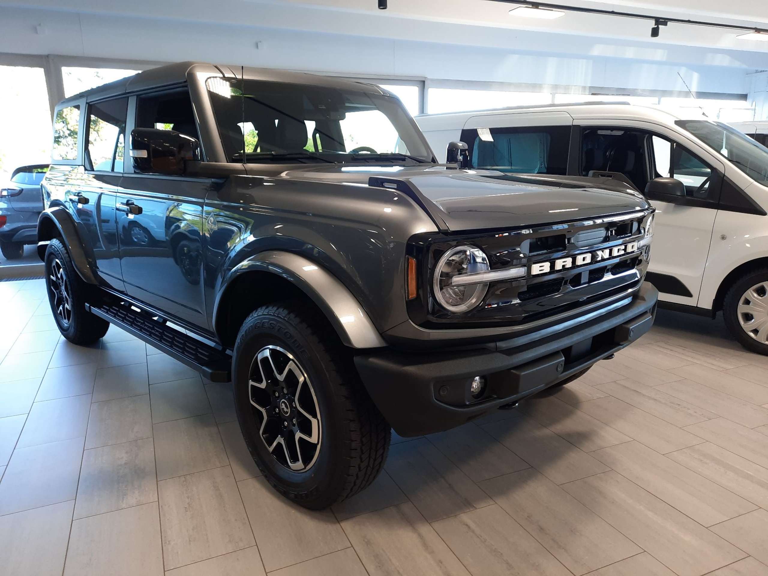 Ford - Bronco