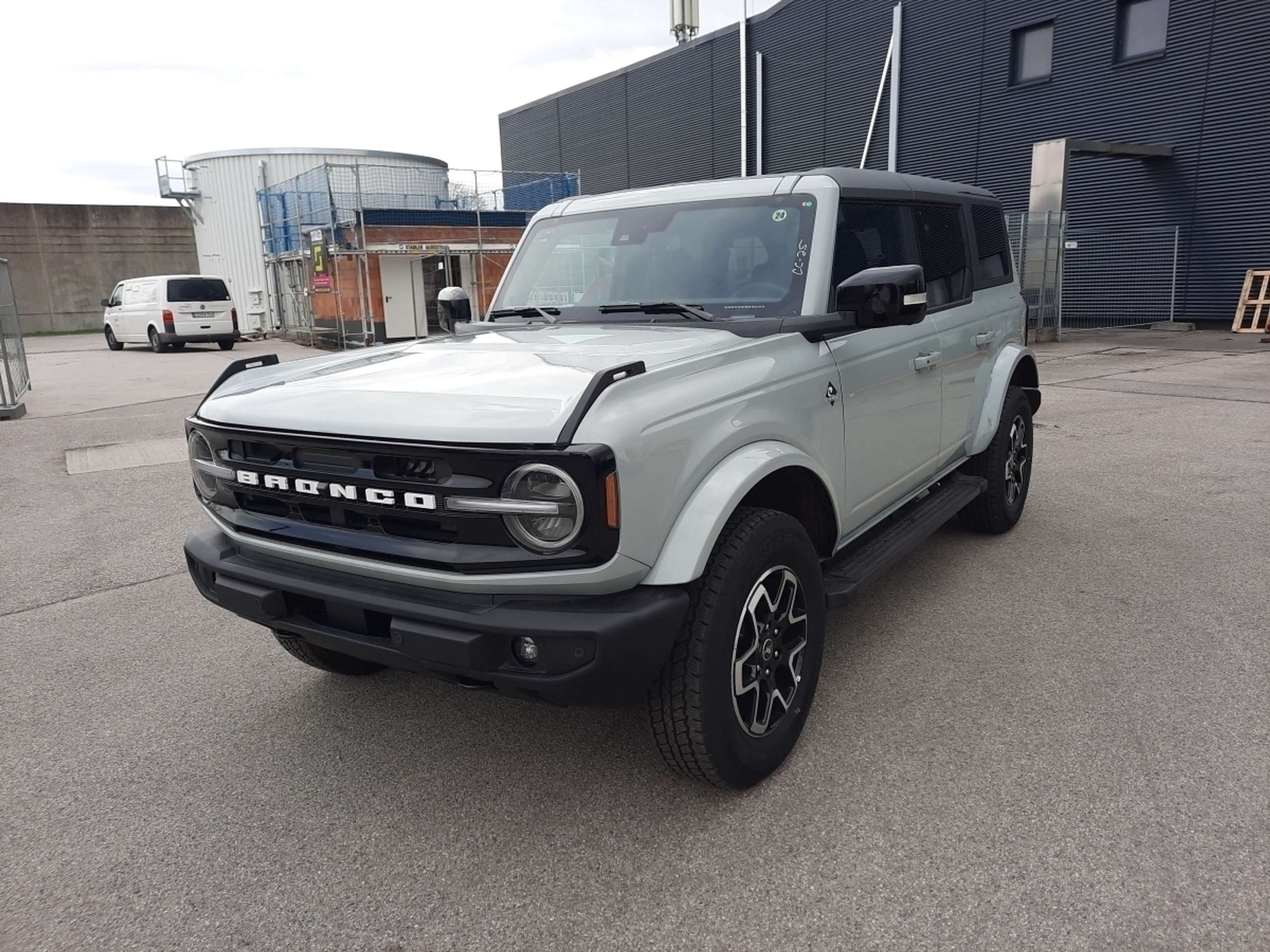 Ford - Bronco