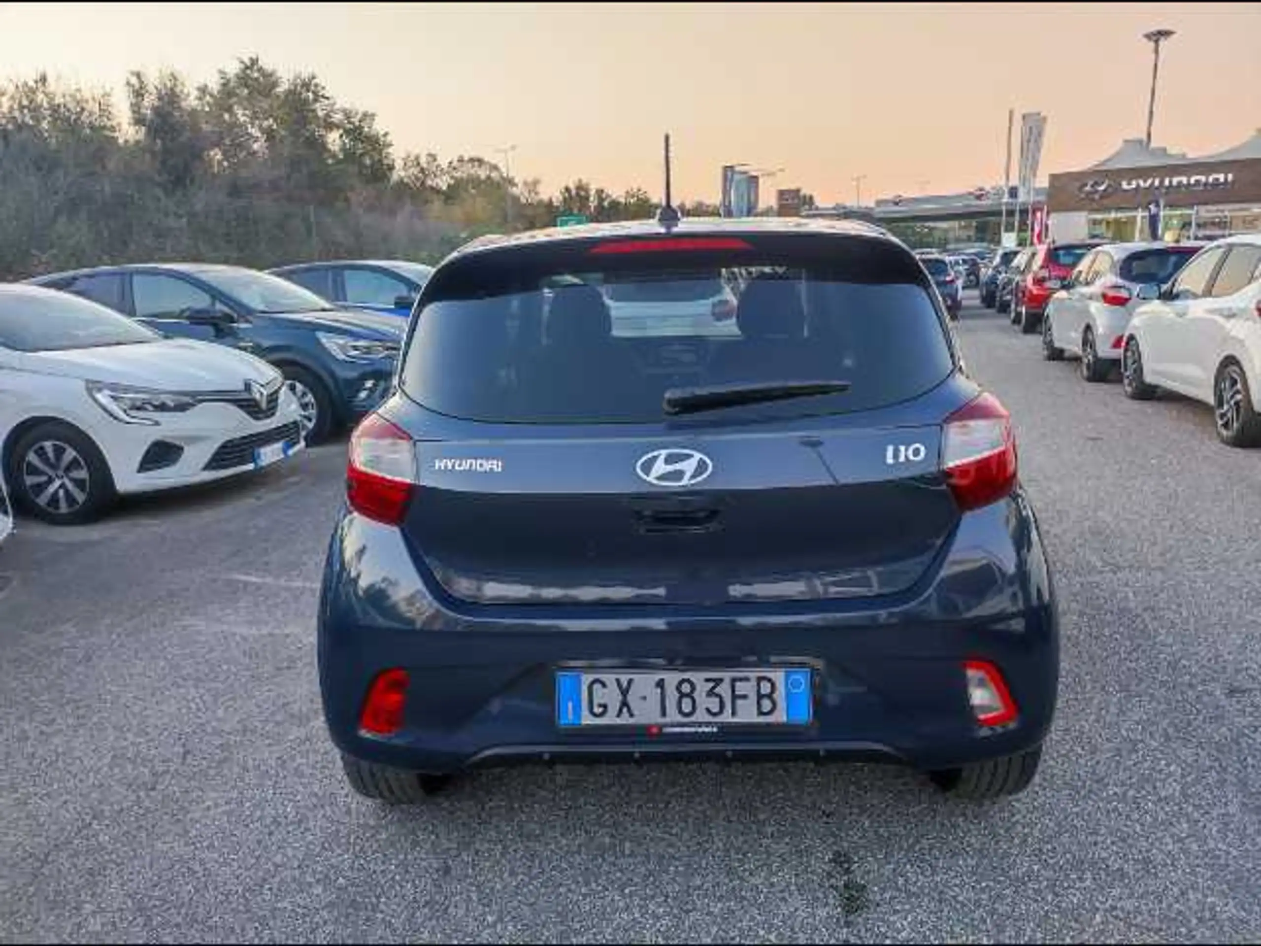 Hyundai - i10