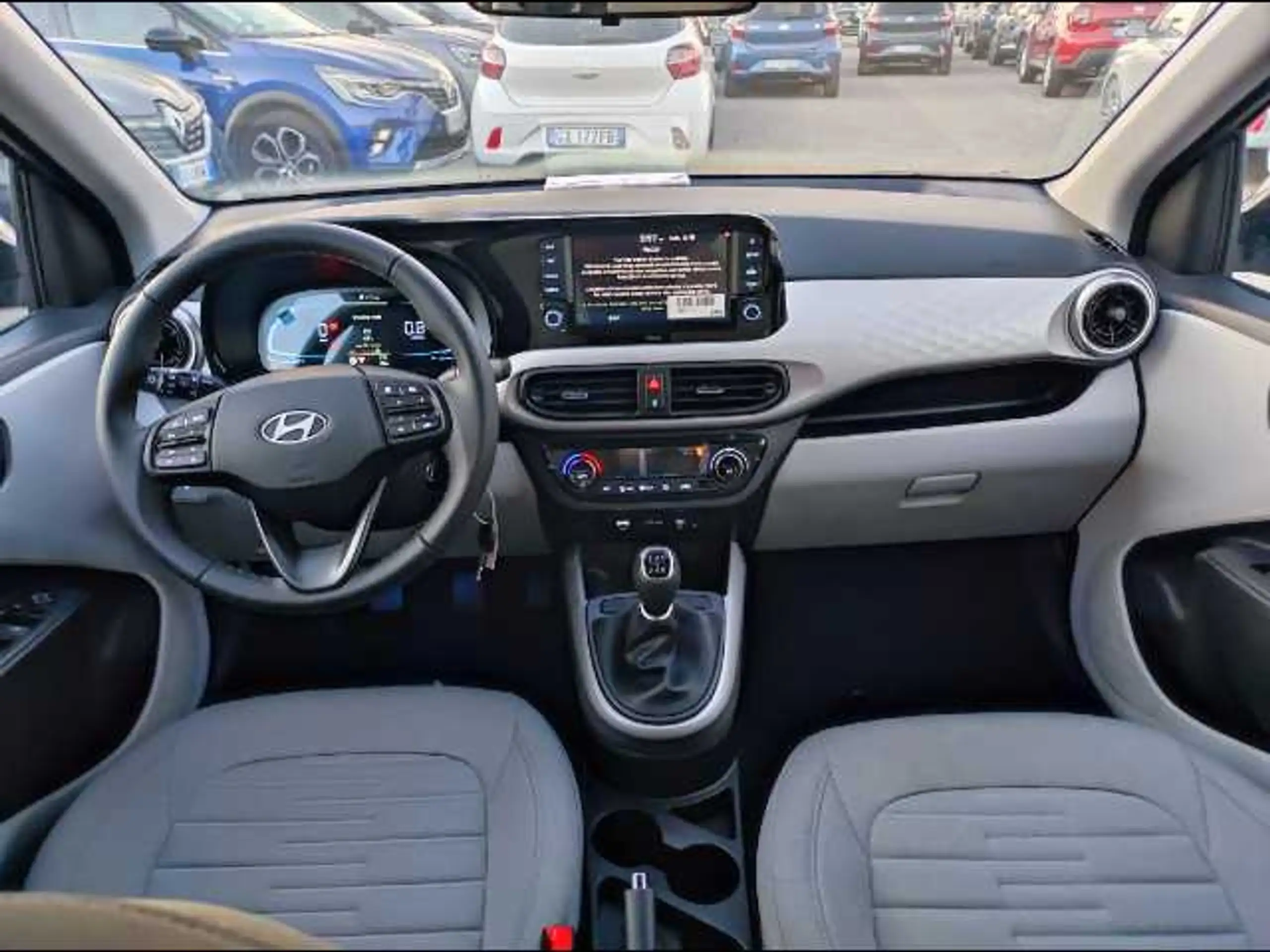 Hyundai - i10