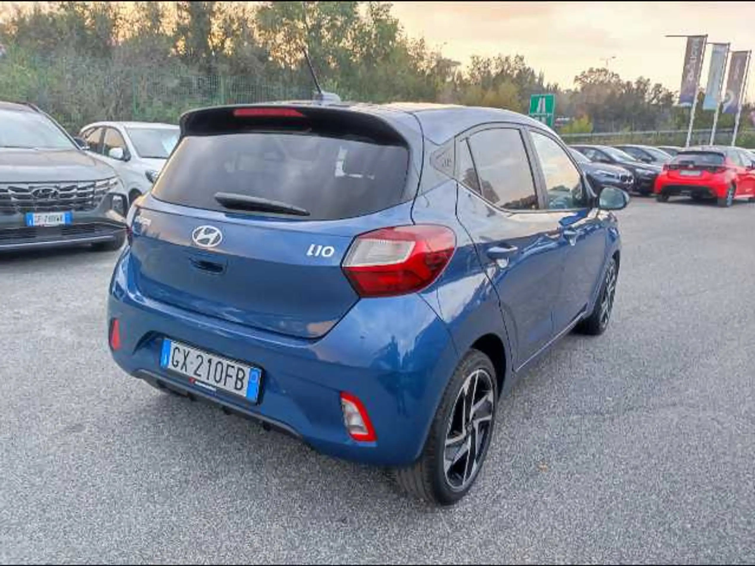 Hyundai - i10