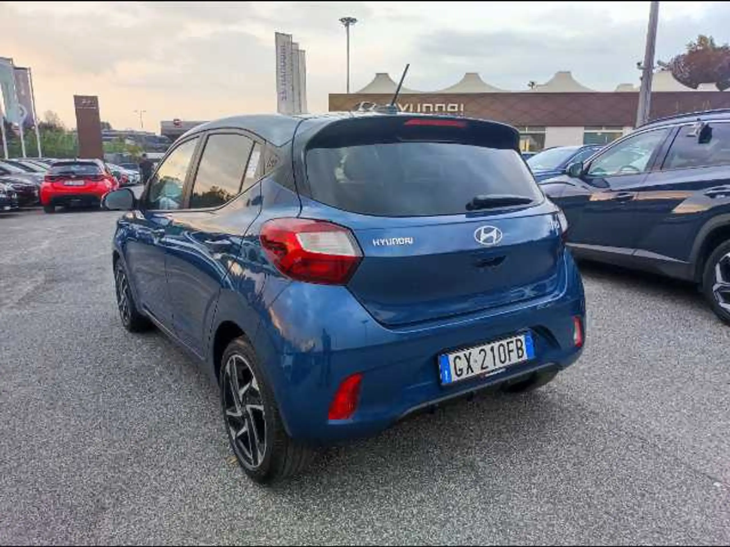 Hyundai - i10