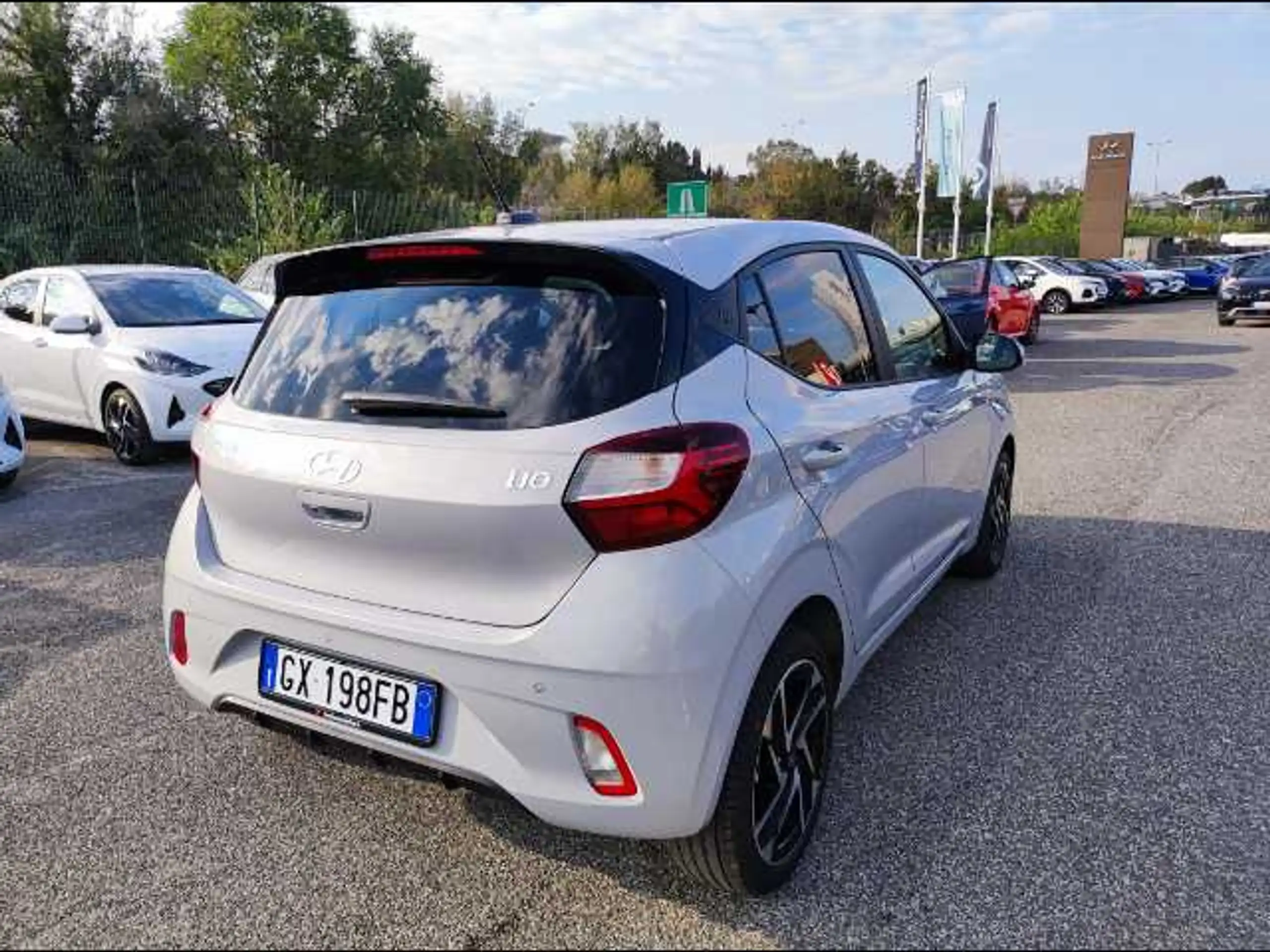 Hyundai - i10