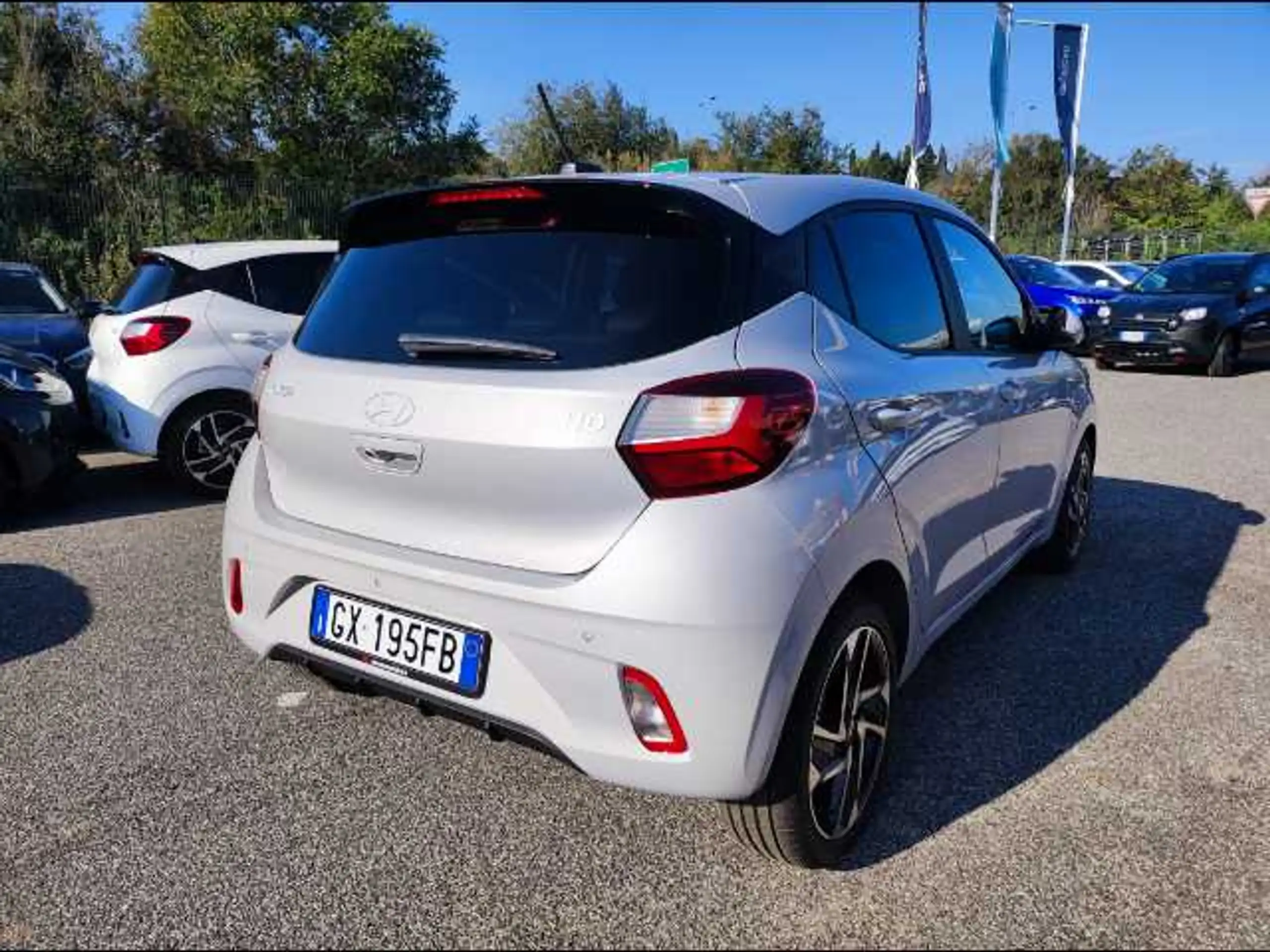 Hyundai - i10