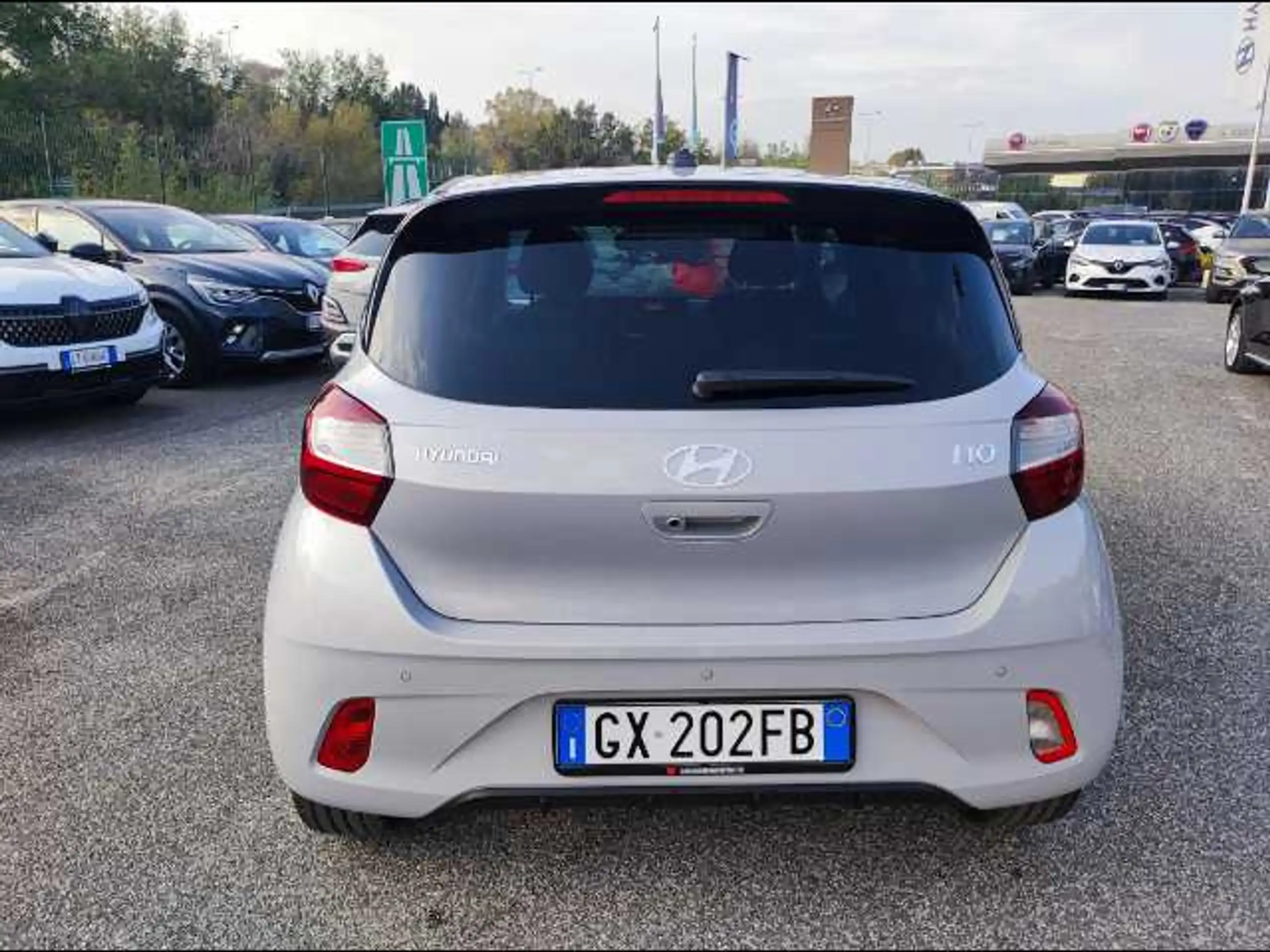 Hyundai - i10