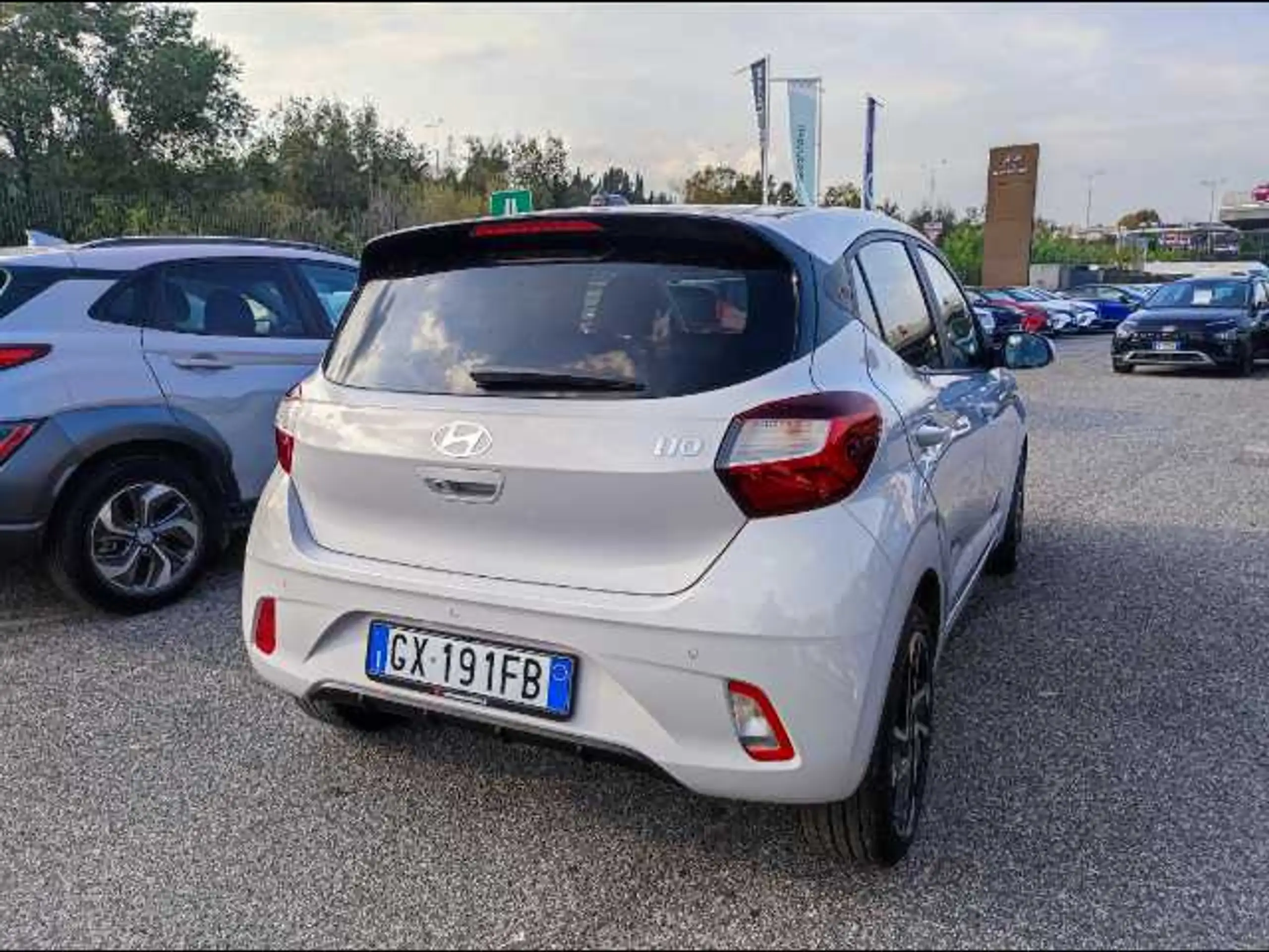 Hyundai - i10