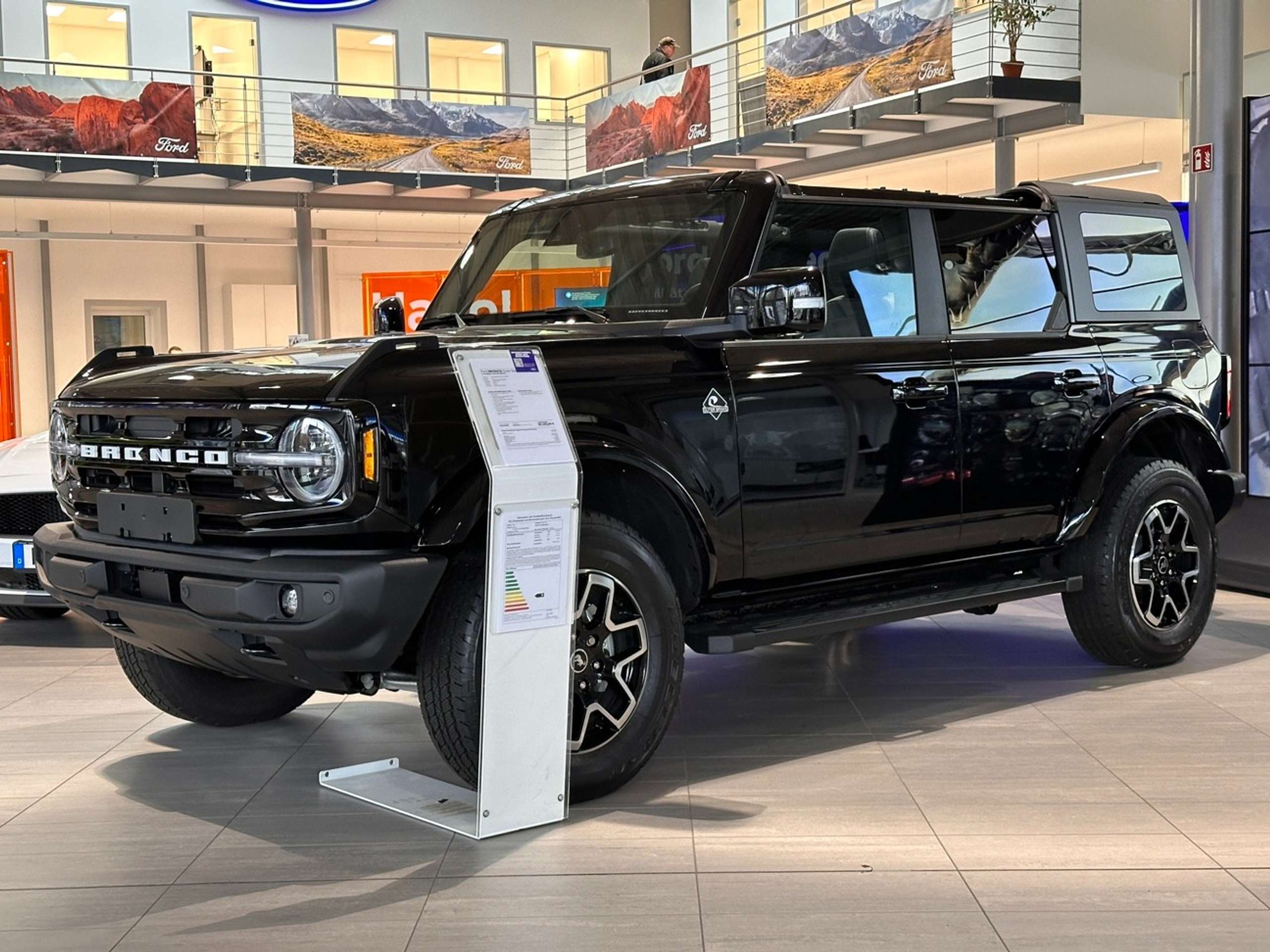 Ford - Bronco