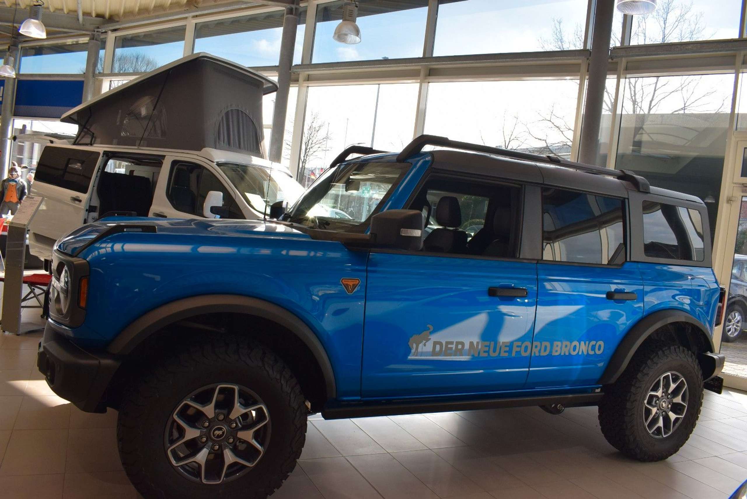 Ford - Bronco