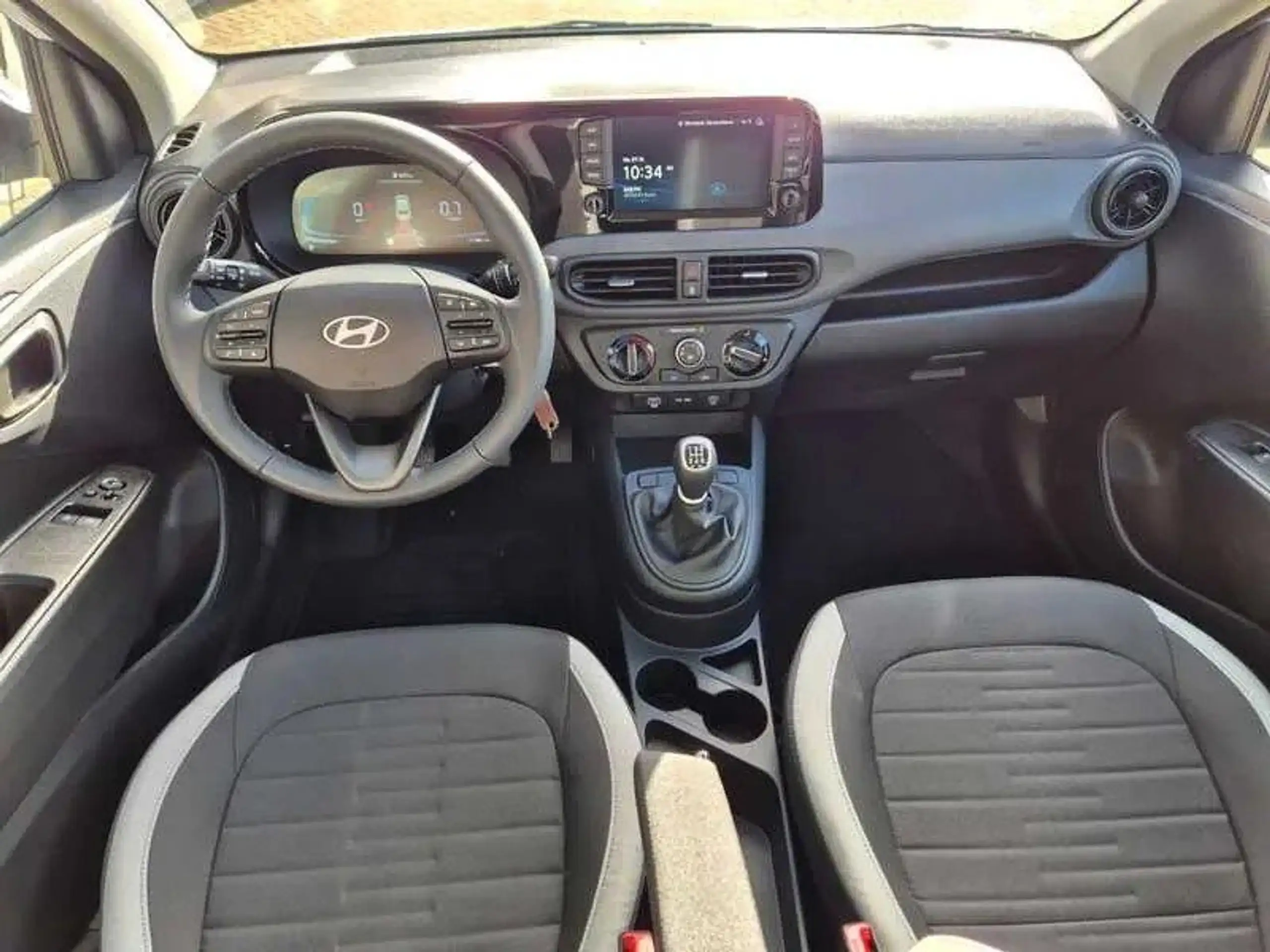 Hyundai - i10