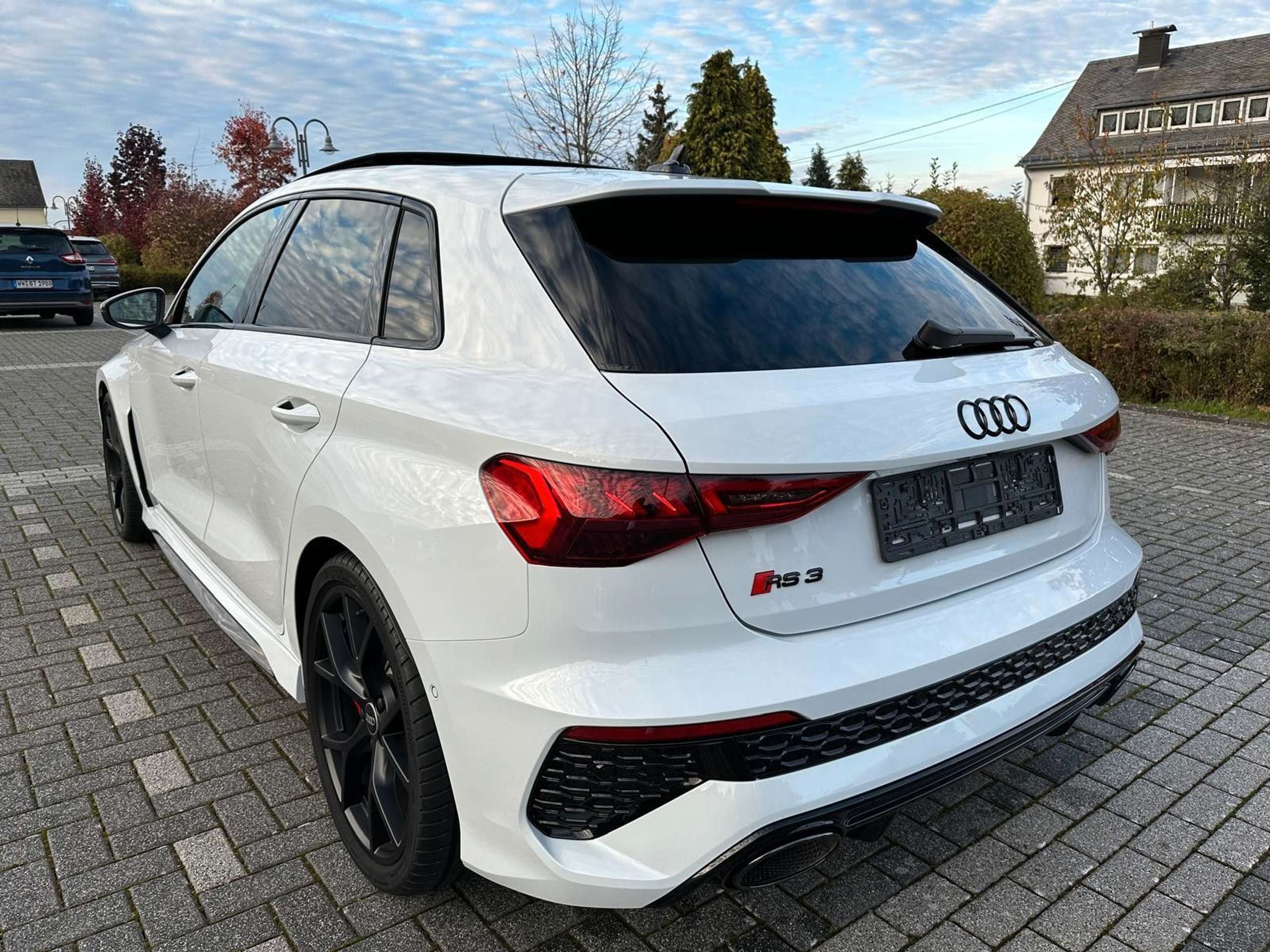 Audi - RS3