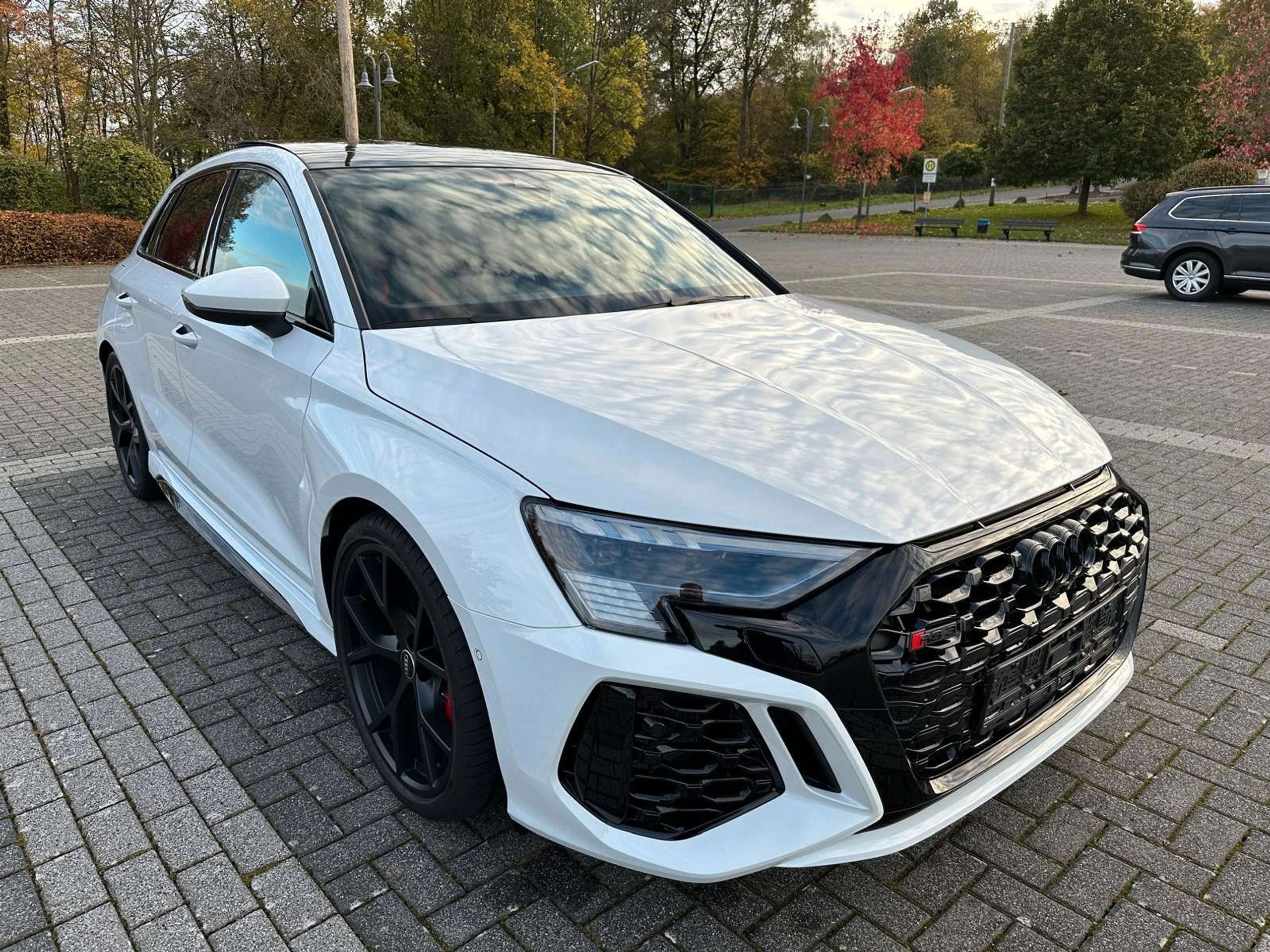 Audi - RS3