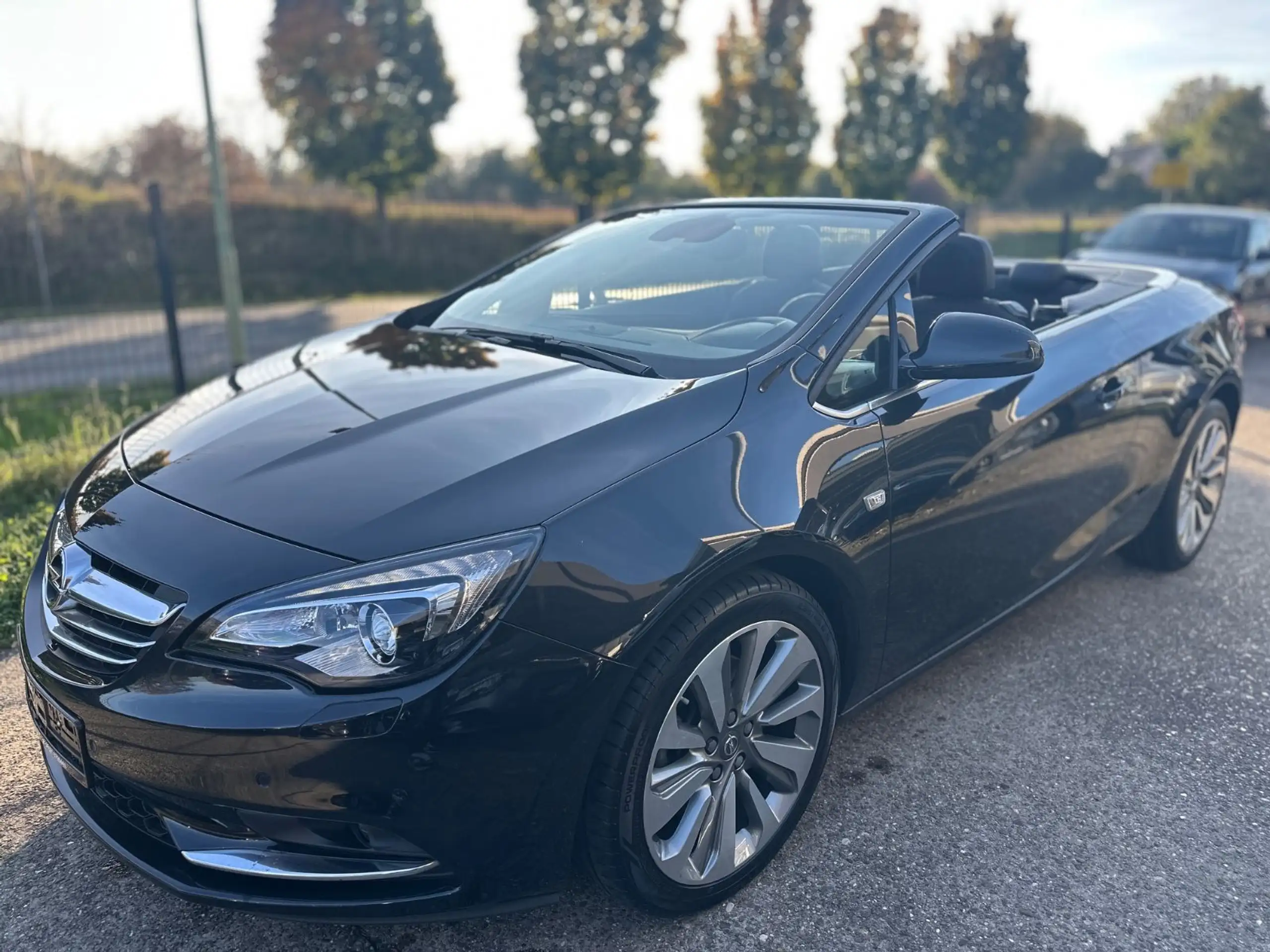 Opel - Cascada