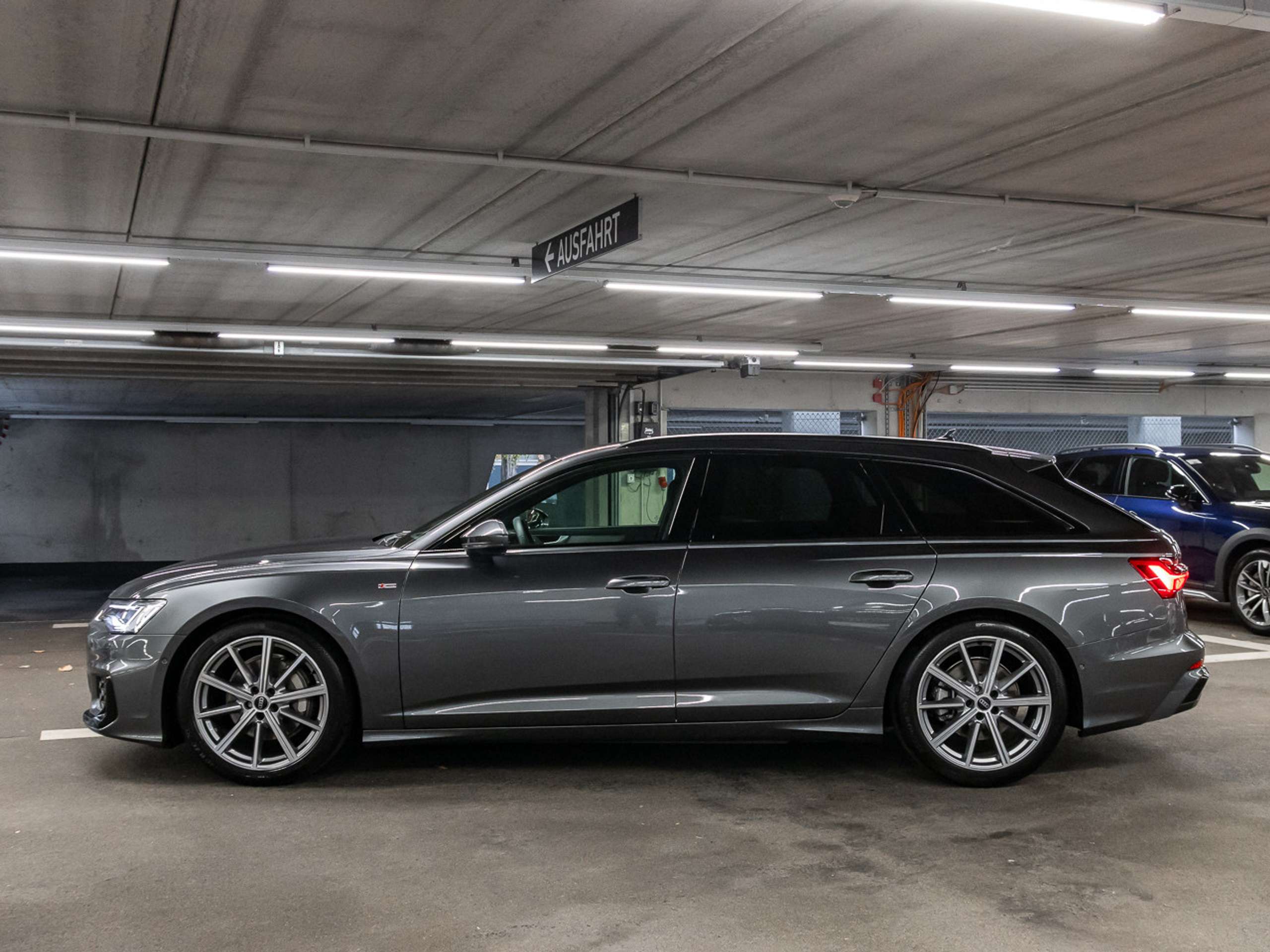 Audi - A6