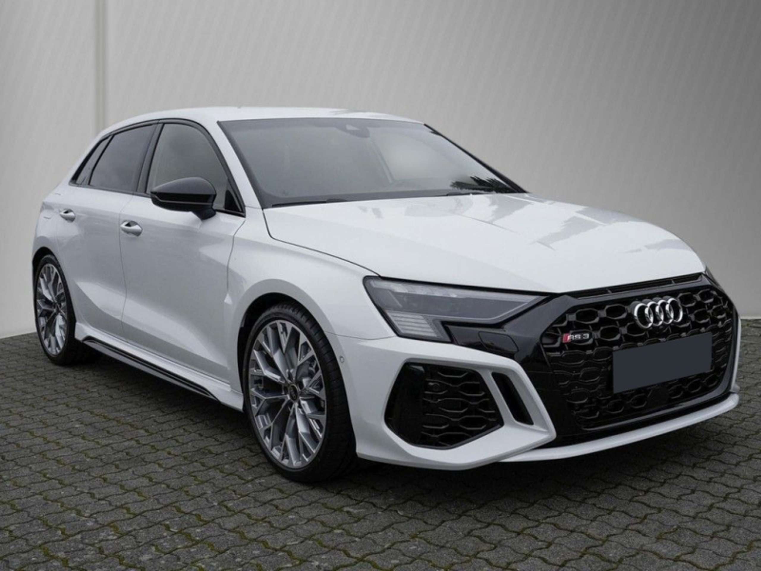 Audi - RS3